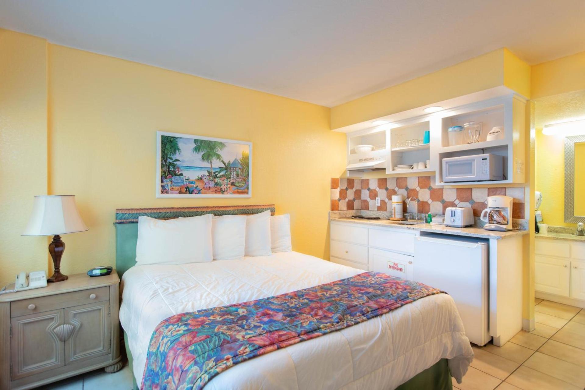 Sea Shells Beach Club photo 17