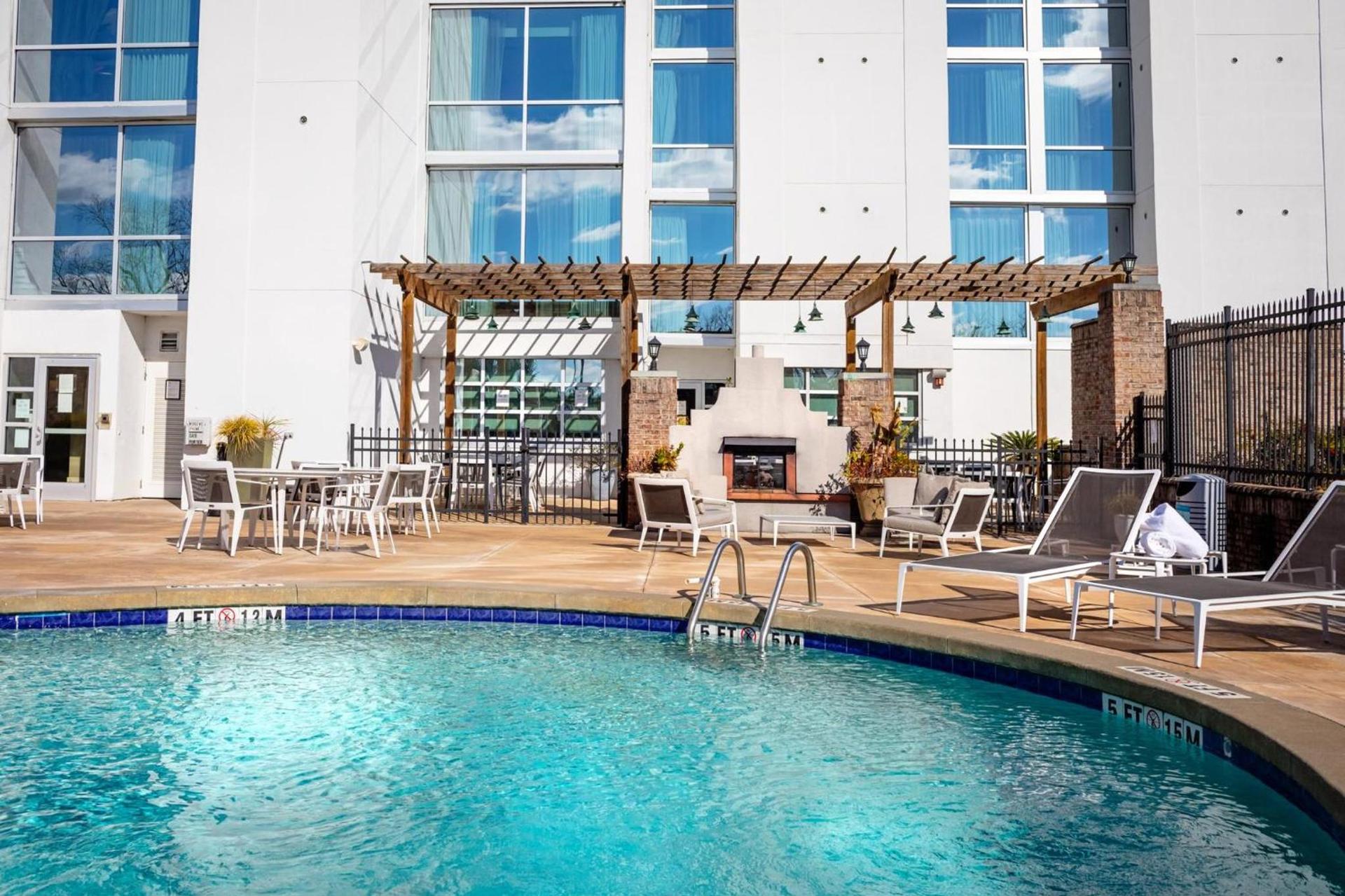 Crowne Plaza Charleston by IHG photo 53