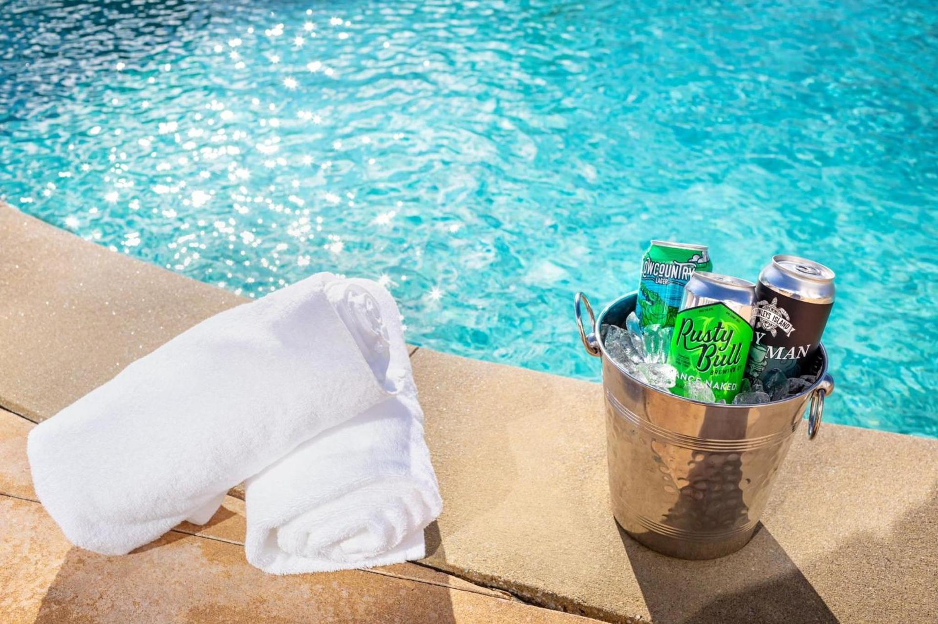 Crowne Plaza Charleston by IHG photo 56
