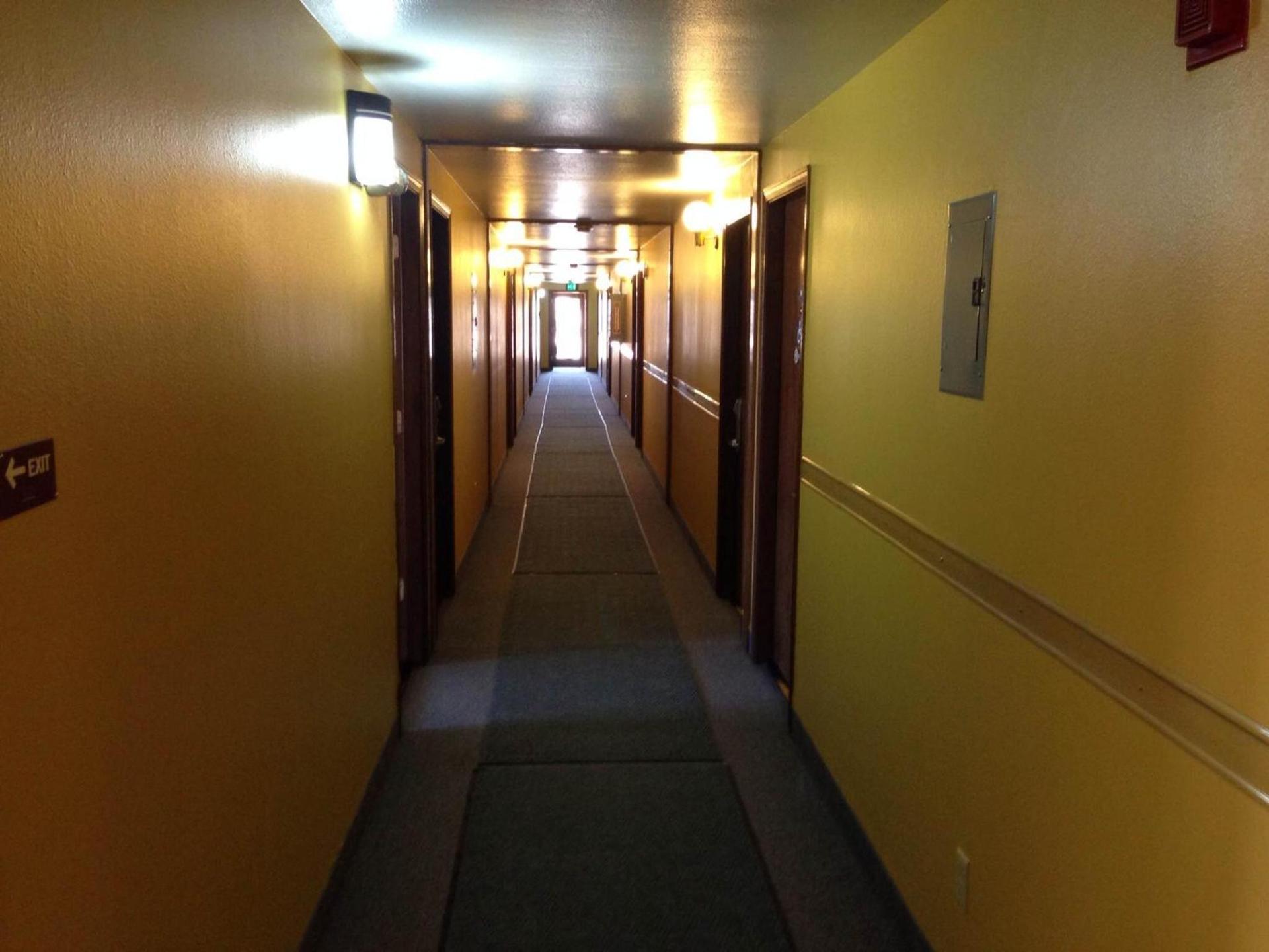 Super 8 by Wyndham Diamondville Kemmerer photo 33