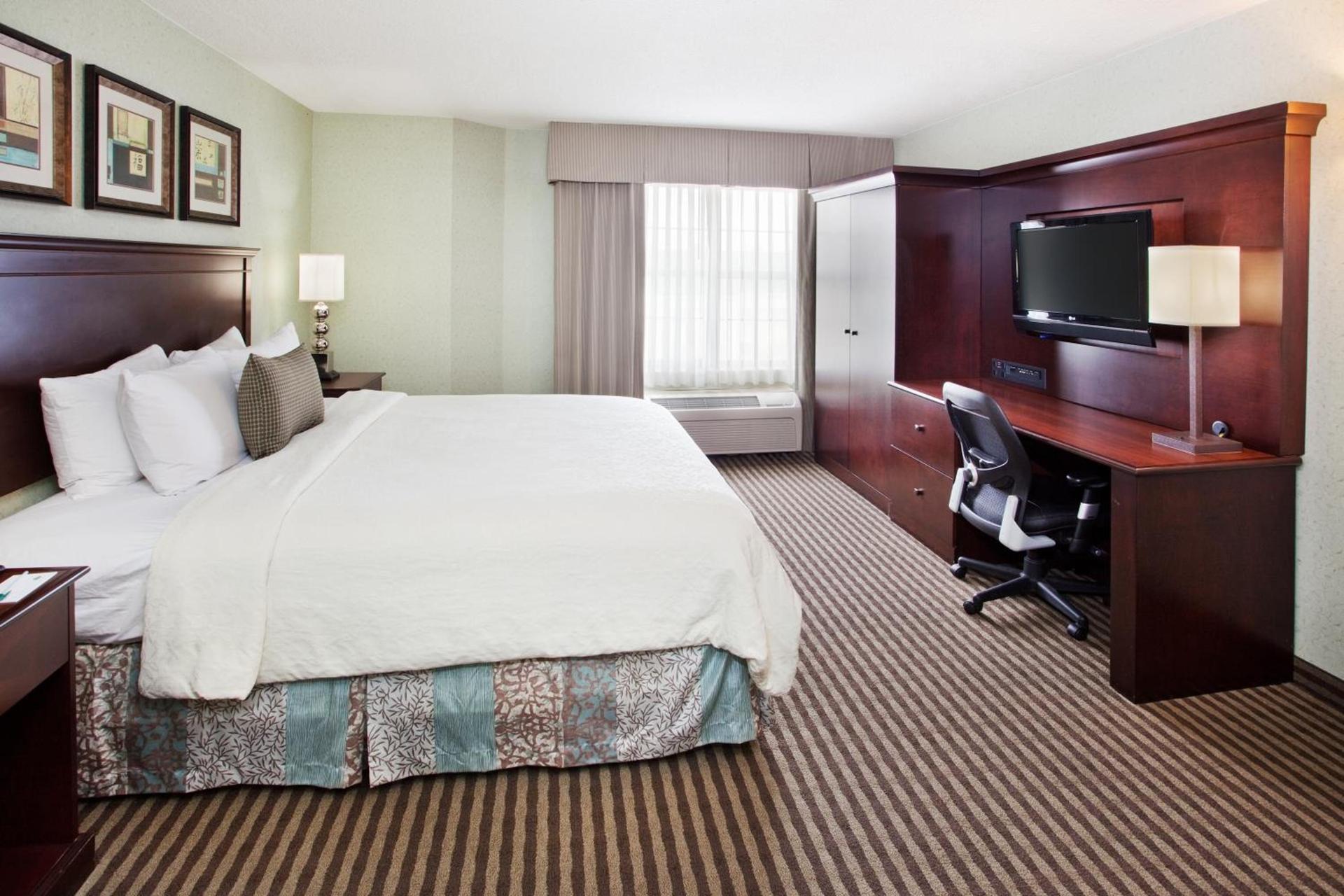 Holiday Inn Express Hotel & Suites Atlanta Buckhead by IHG photo 8