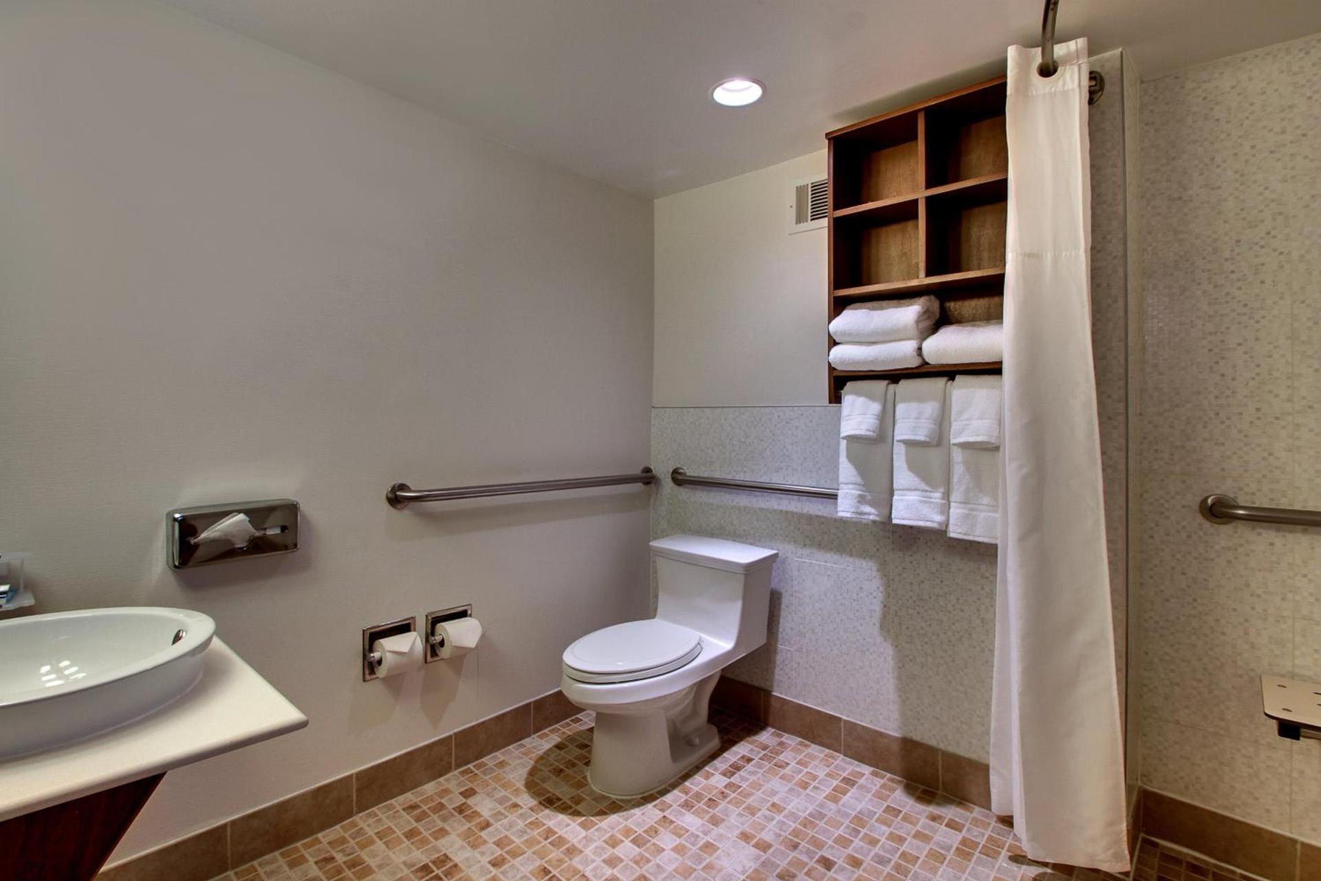 Holiday Inn Express Washington DC Silver Spring by IHG photo 18