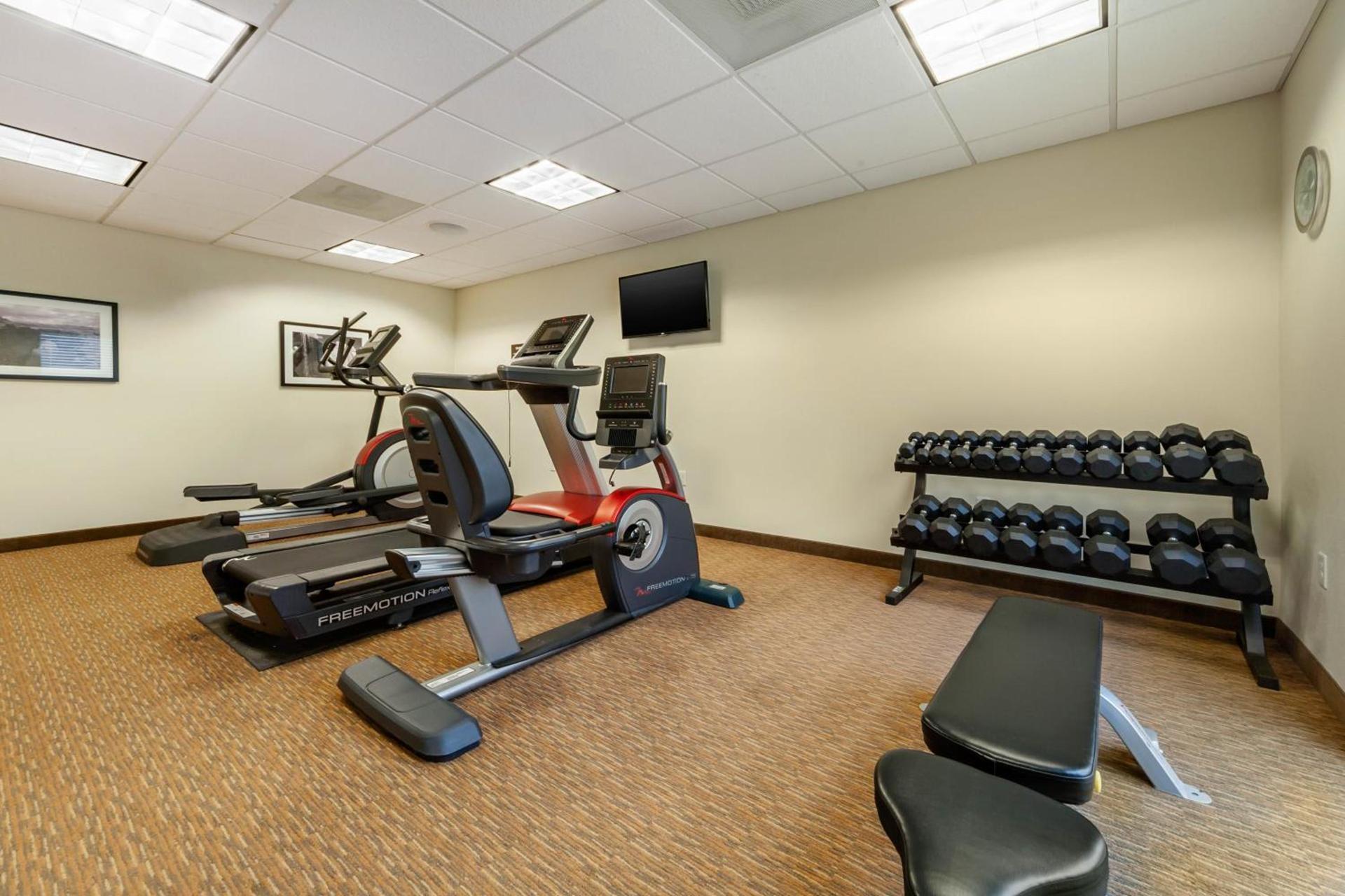 Sleep Inn & Suites Devils Lake photo 6