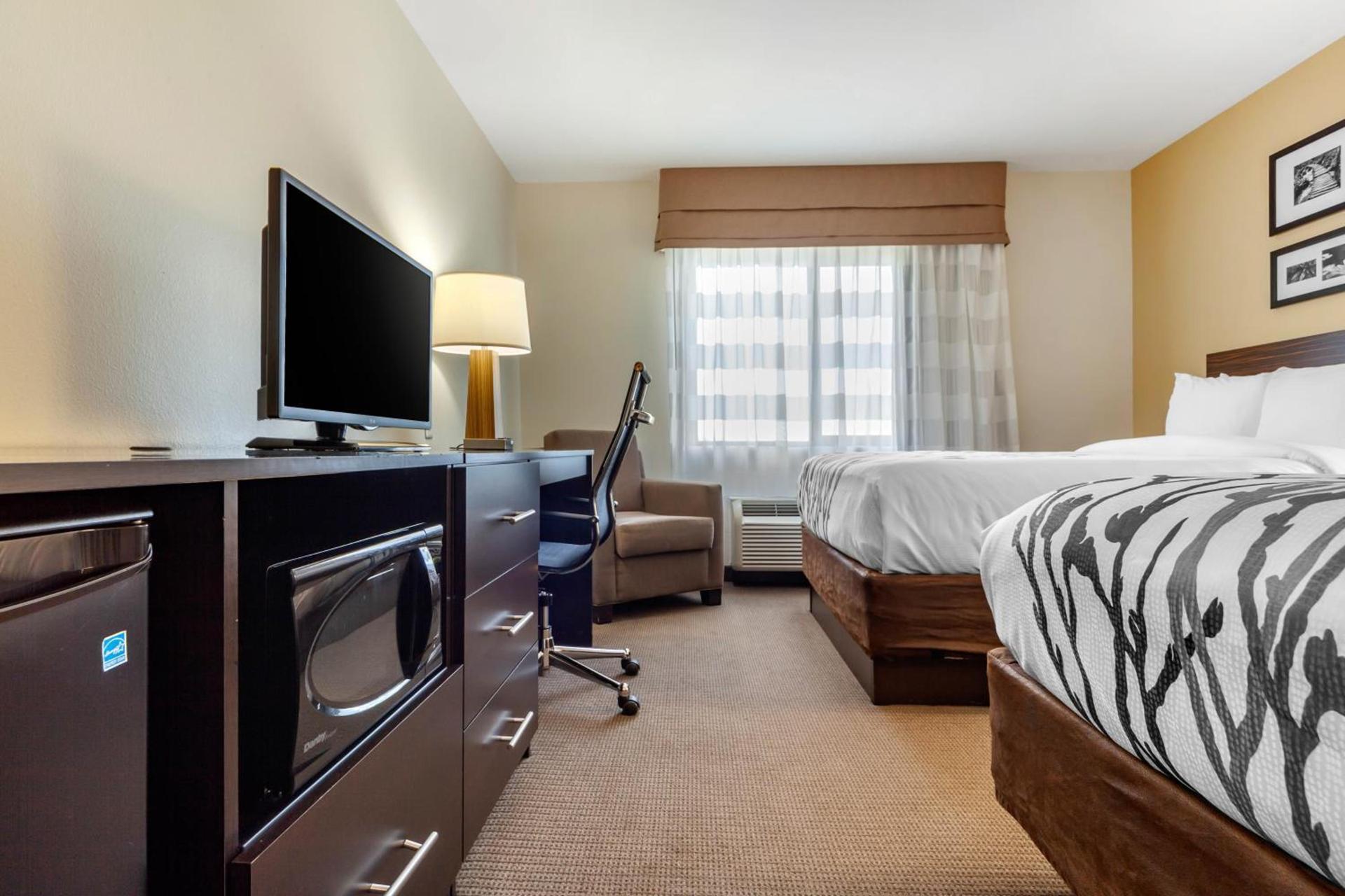 Sleep Inn & Suites Devils Lake photo 16