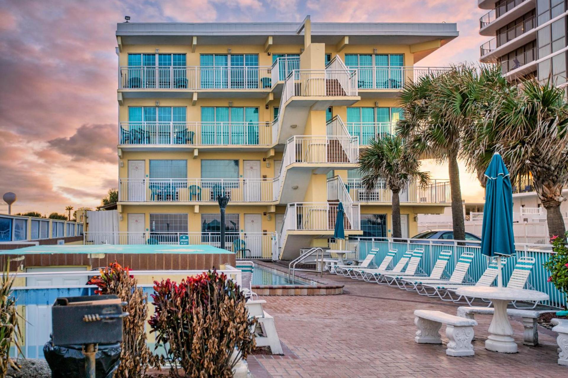 Sea Shells Beach Club photo 13