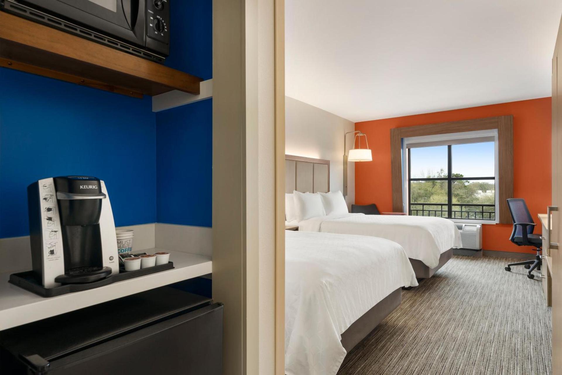 Holiday Inn Express Hotel & Suites Mount Pleasant - Charleston by IHG photo 19