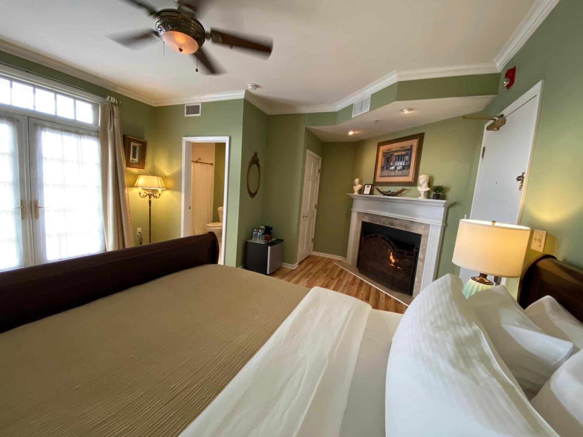 Inn on Main Hotel photo 89