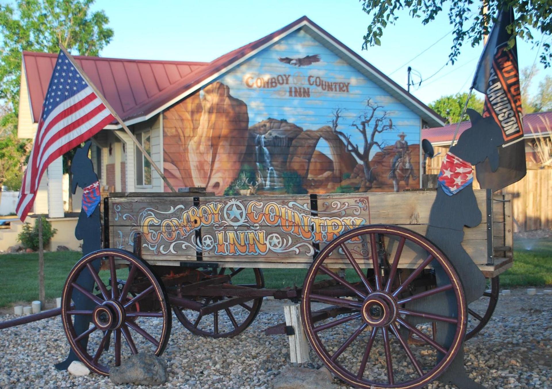 Cowboy Country Inn photo 24