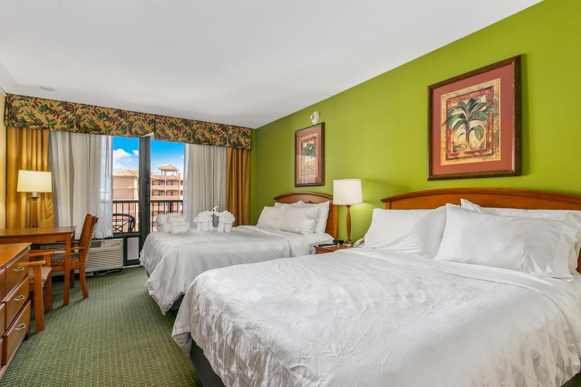 Holiday Inn & Suites Clearwater Beach by IHG photo 3