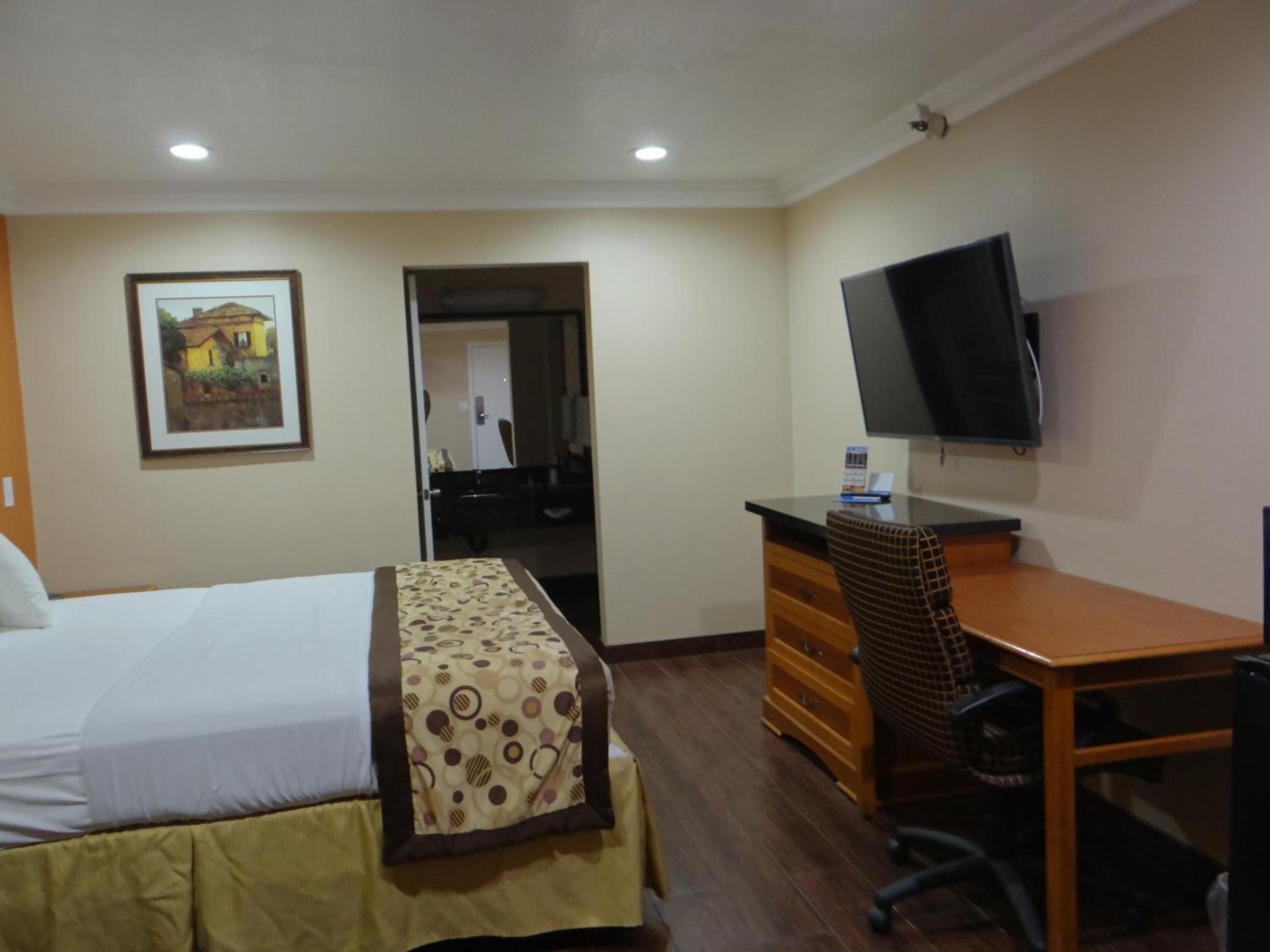 Rodeway Inn Cypress - Buena Park photo 29