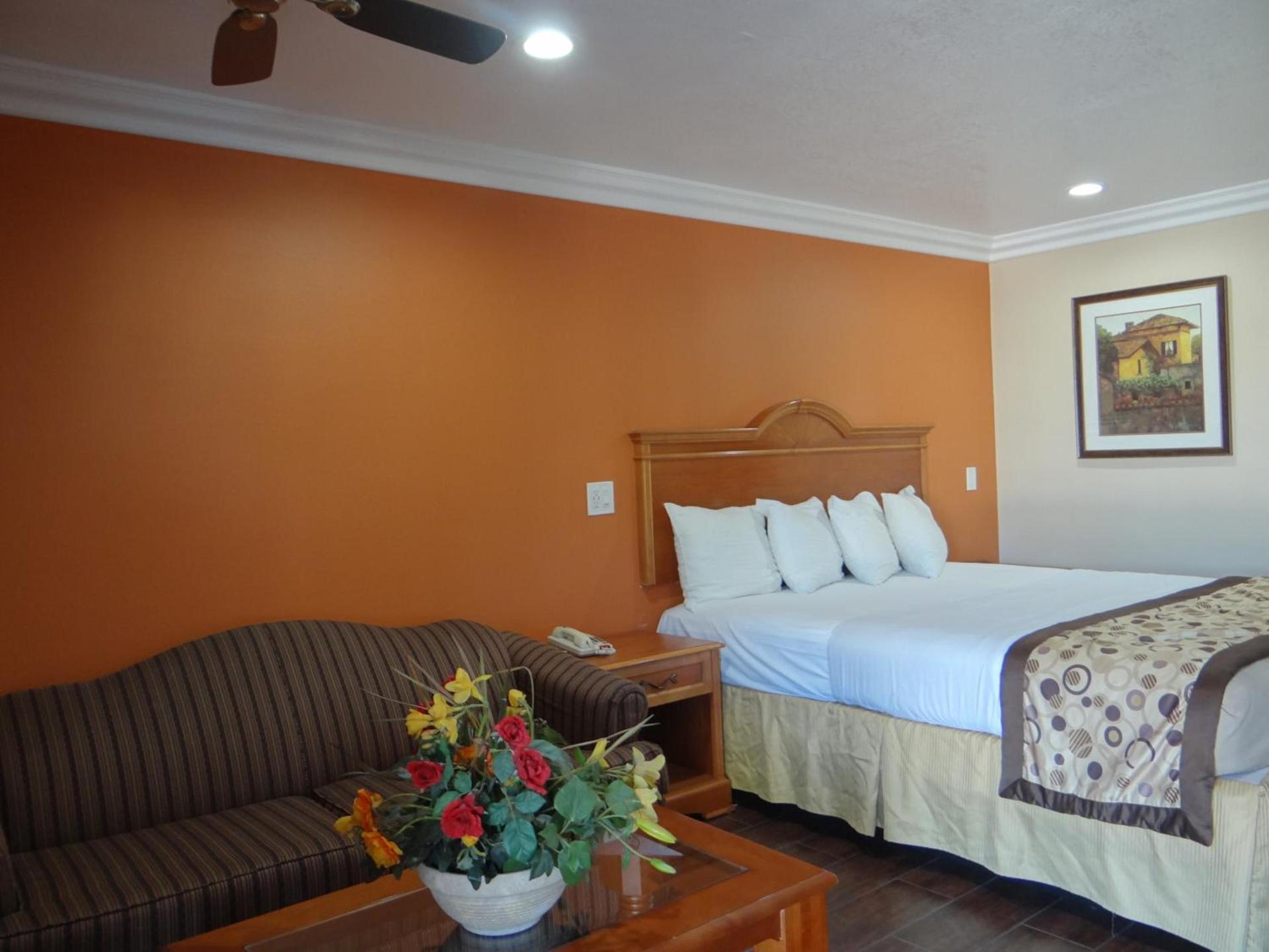 Rodeway Inn Cypress - Buena Park photo 27