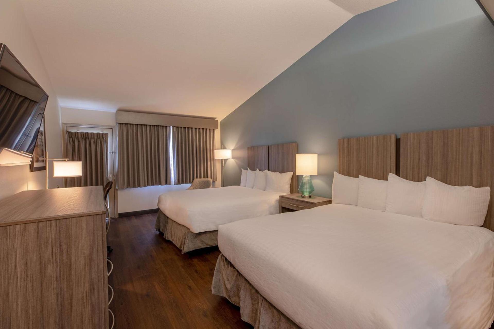 Best Western Inn at Face Rock photo 49