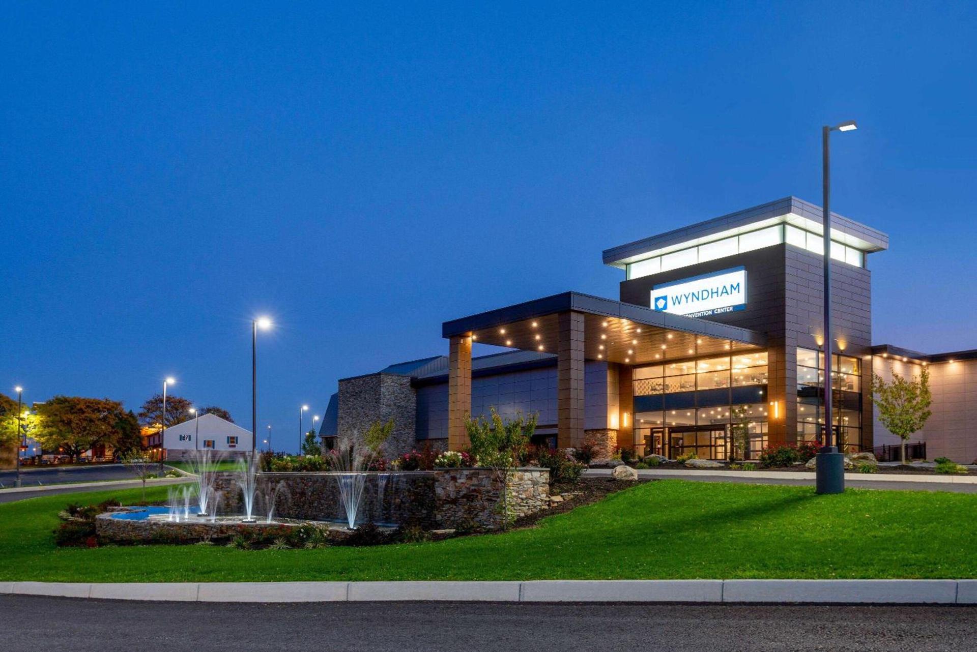 Wyndham Lancaster Resort and Convention Center photo 87