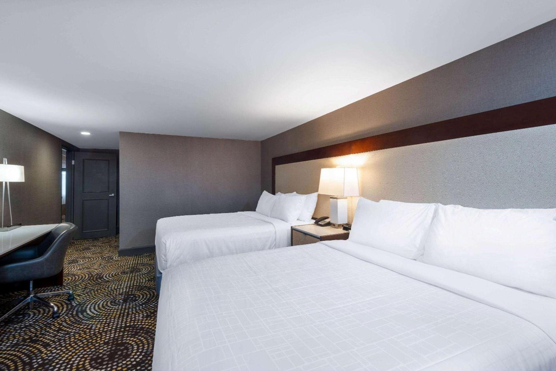 Wyndham Lancaster Resort and Convention Center photo 27