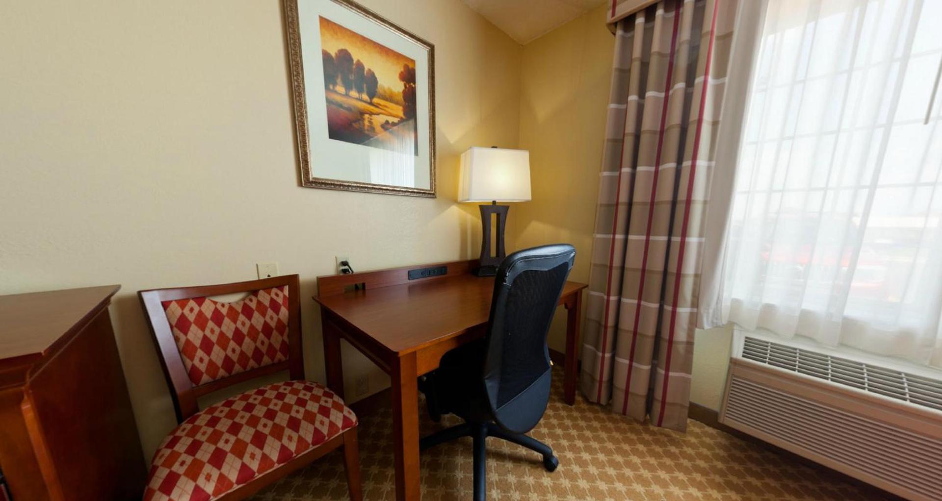 Country Inn & Suites by Radisson, Kalamazoo, MI photo 62