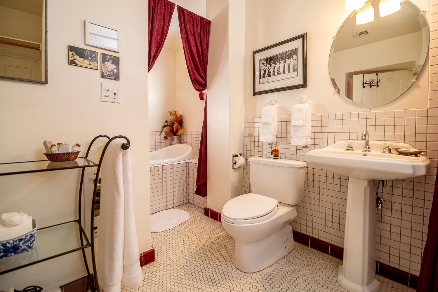 The Blenman Inn photo 47