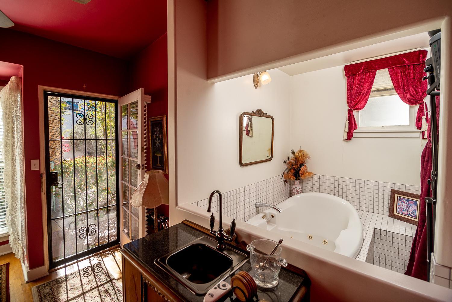The Blenman Inn photo 37
