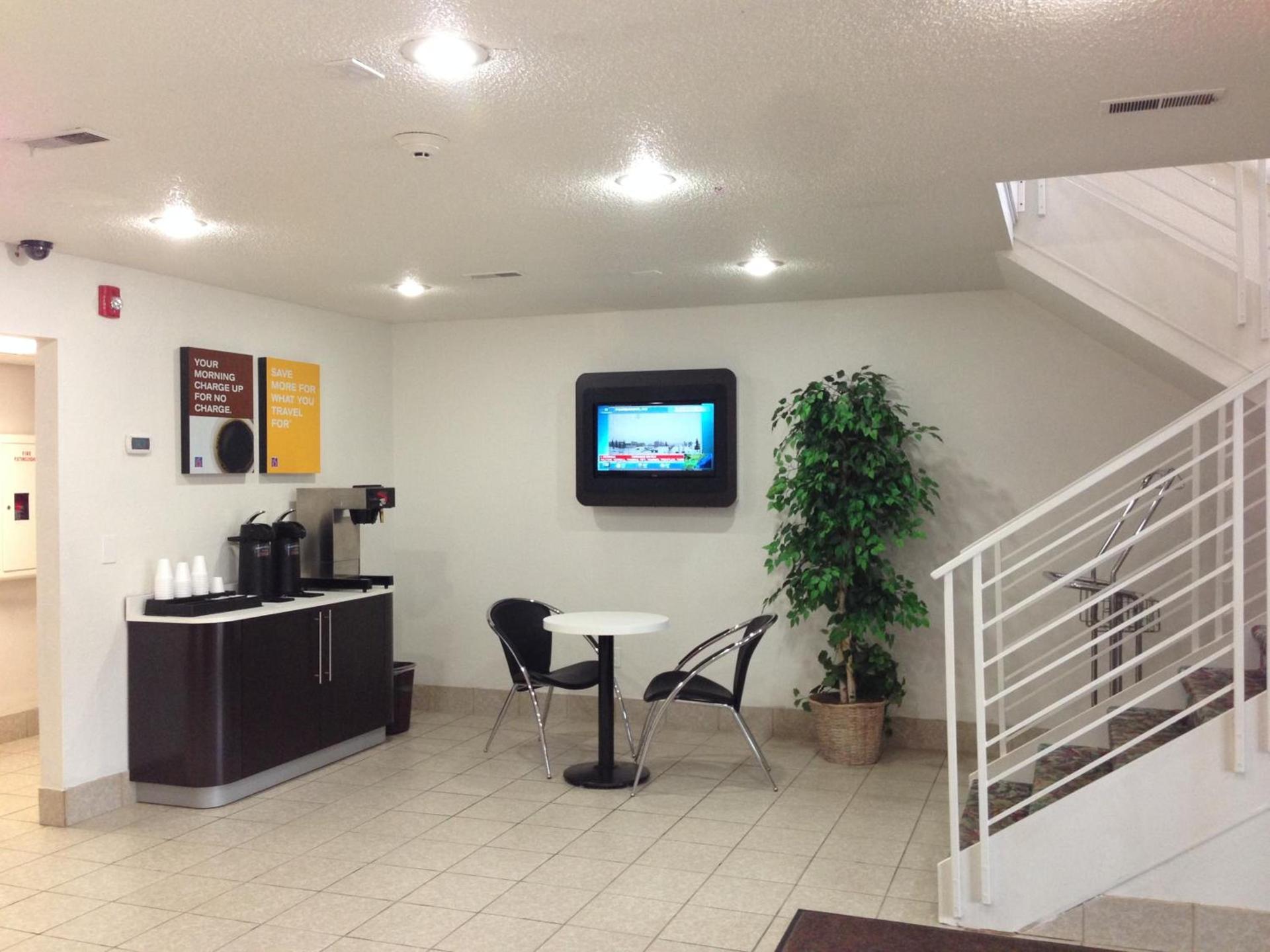Motel 6-Troy, IL photo 6