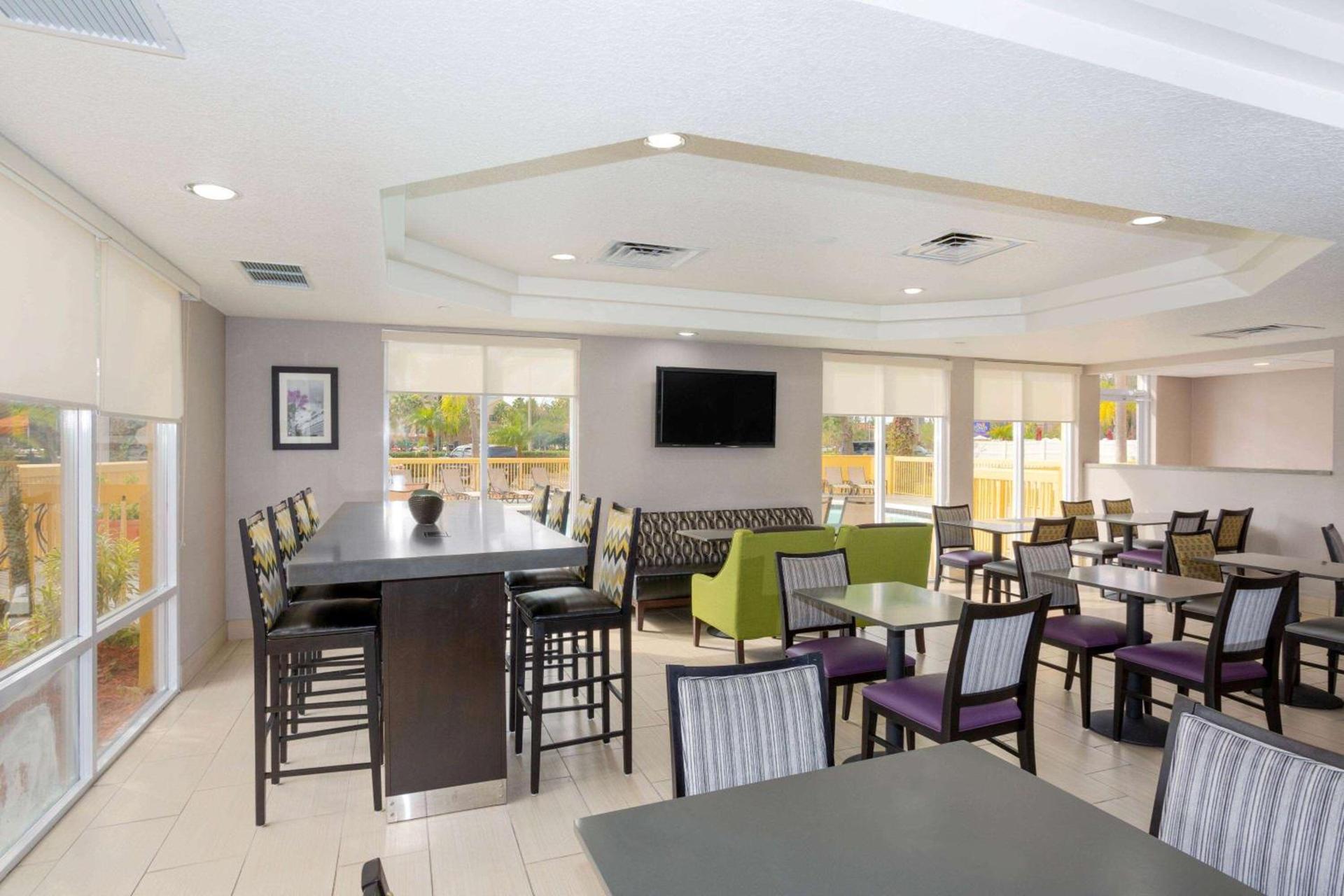 La Quinta by Wyndham Mobile - Daphne photo 26