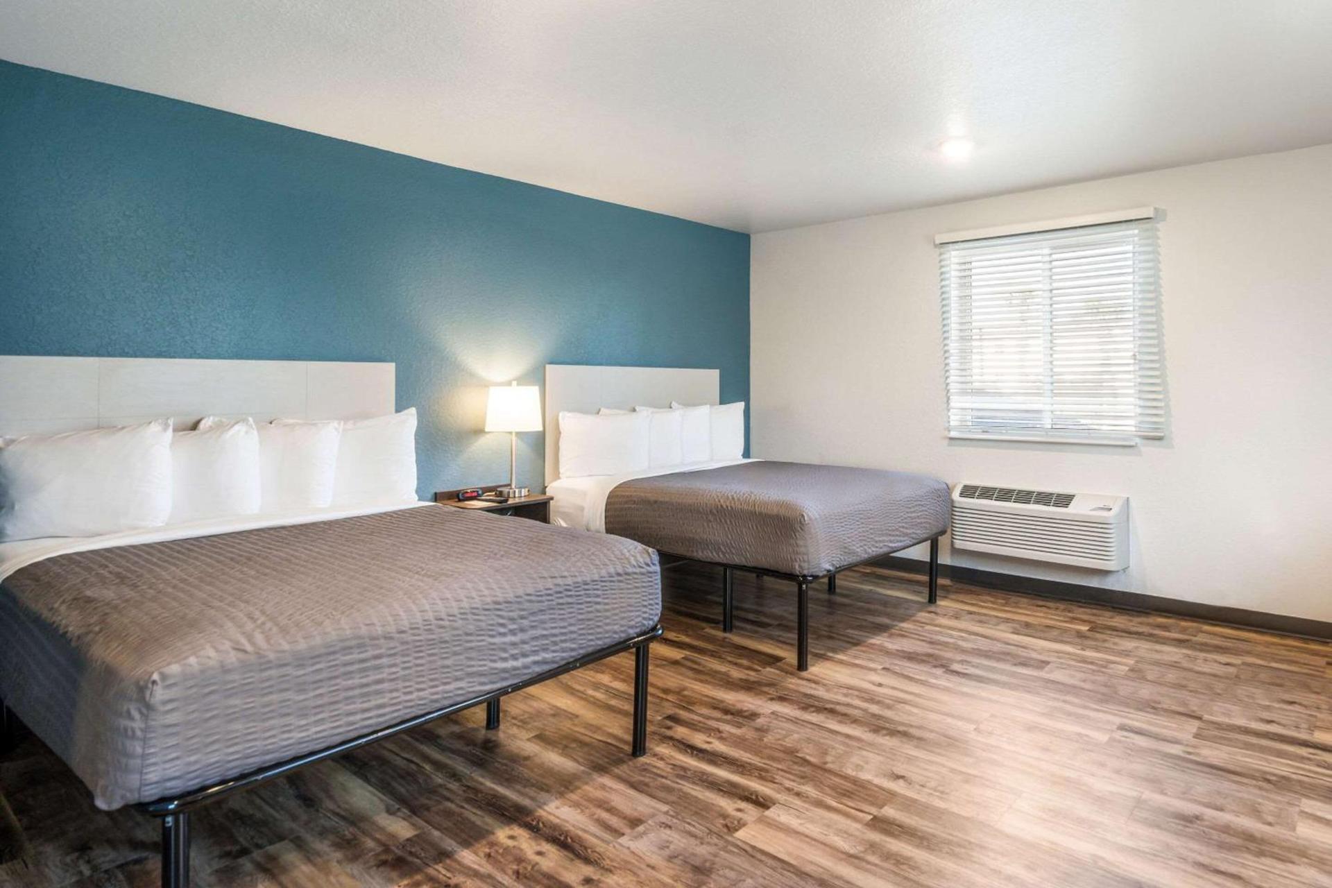 WoodSpring Suites Bradenton photo 15