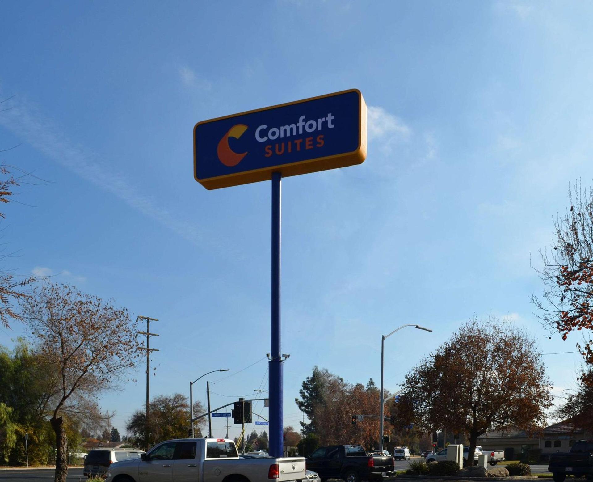 Comfort Suites Tulare Sequoia Gateway photo 42