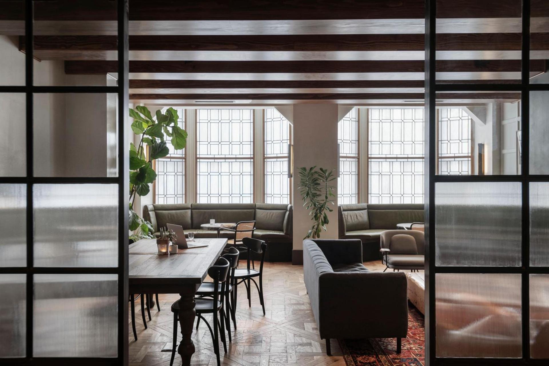 ROOST Rittenhouse photo 45