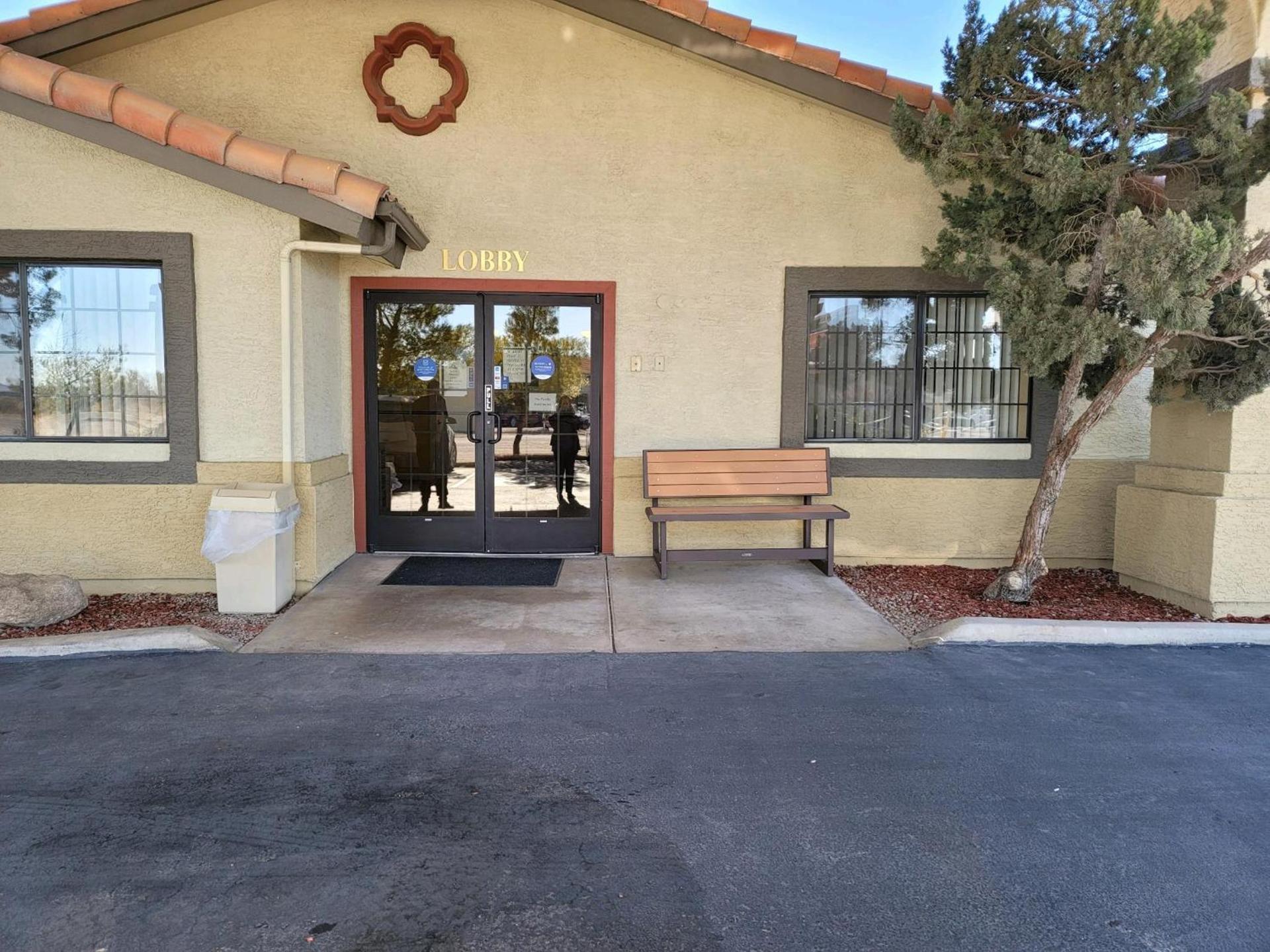 Days Inn by Wyndham Willcox photo 33