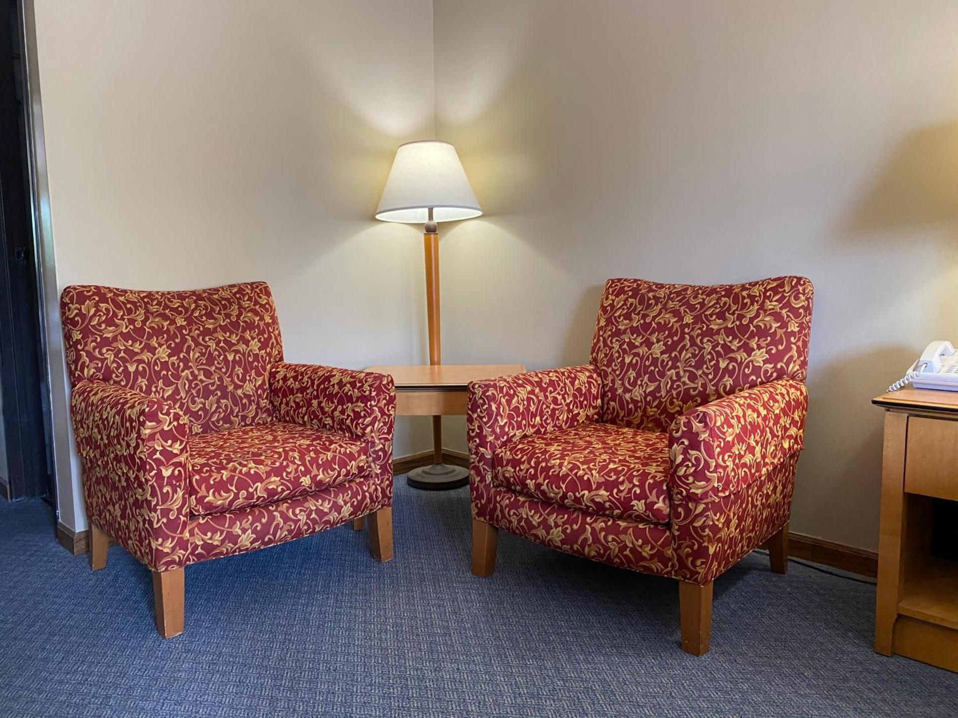 Thunderbird Lodge, Norman, OK photo 3