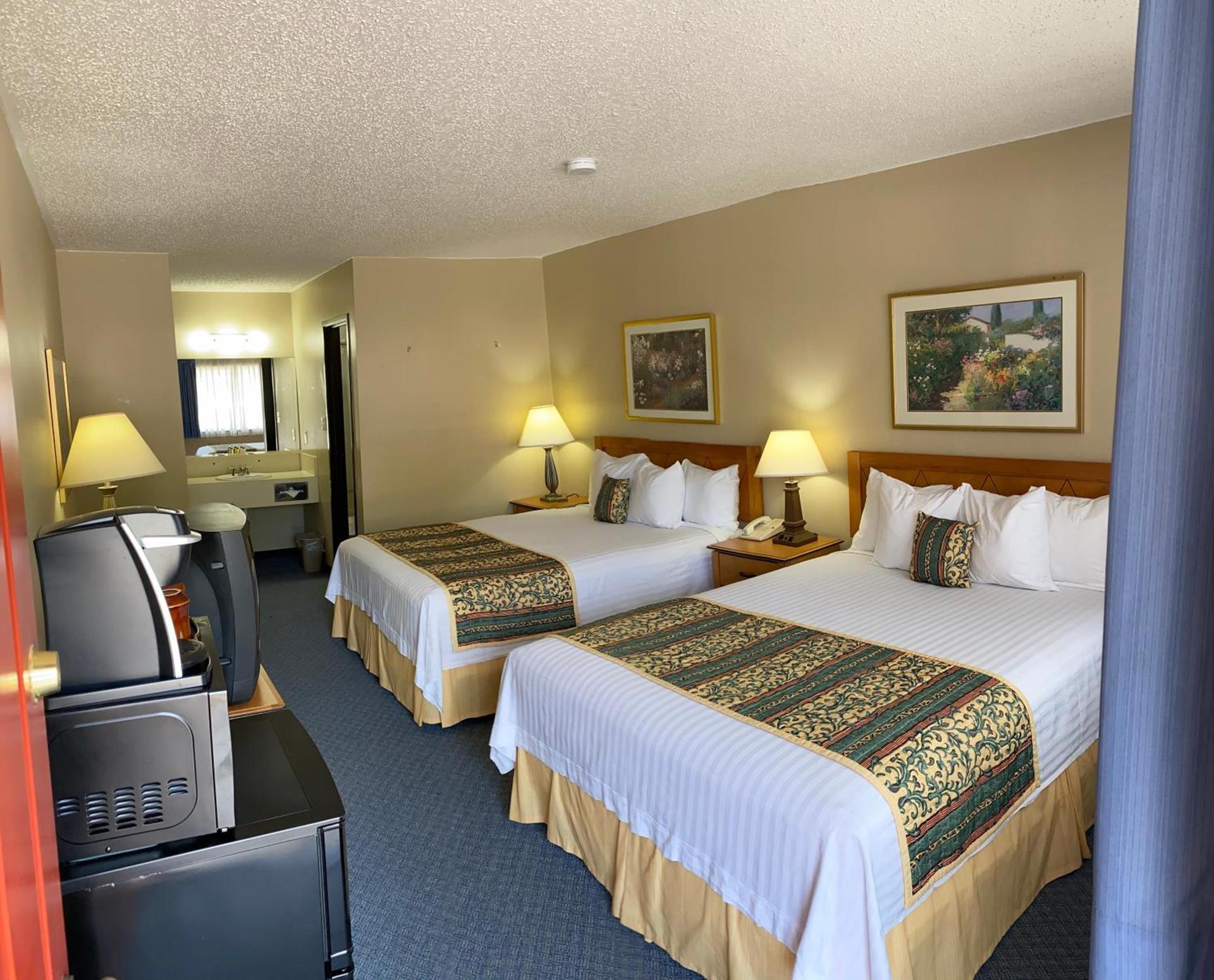 Thunderbird Lodge, Norman, OK photo 9