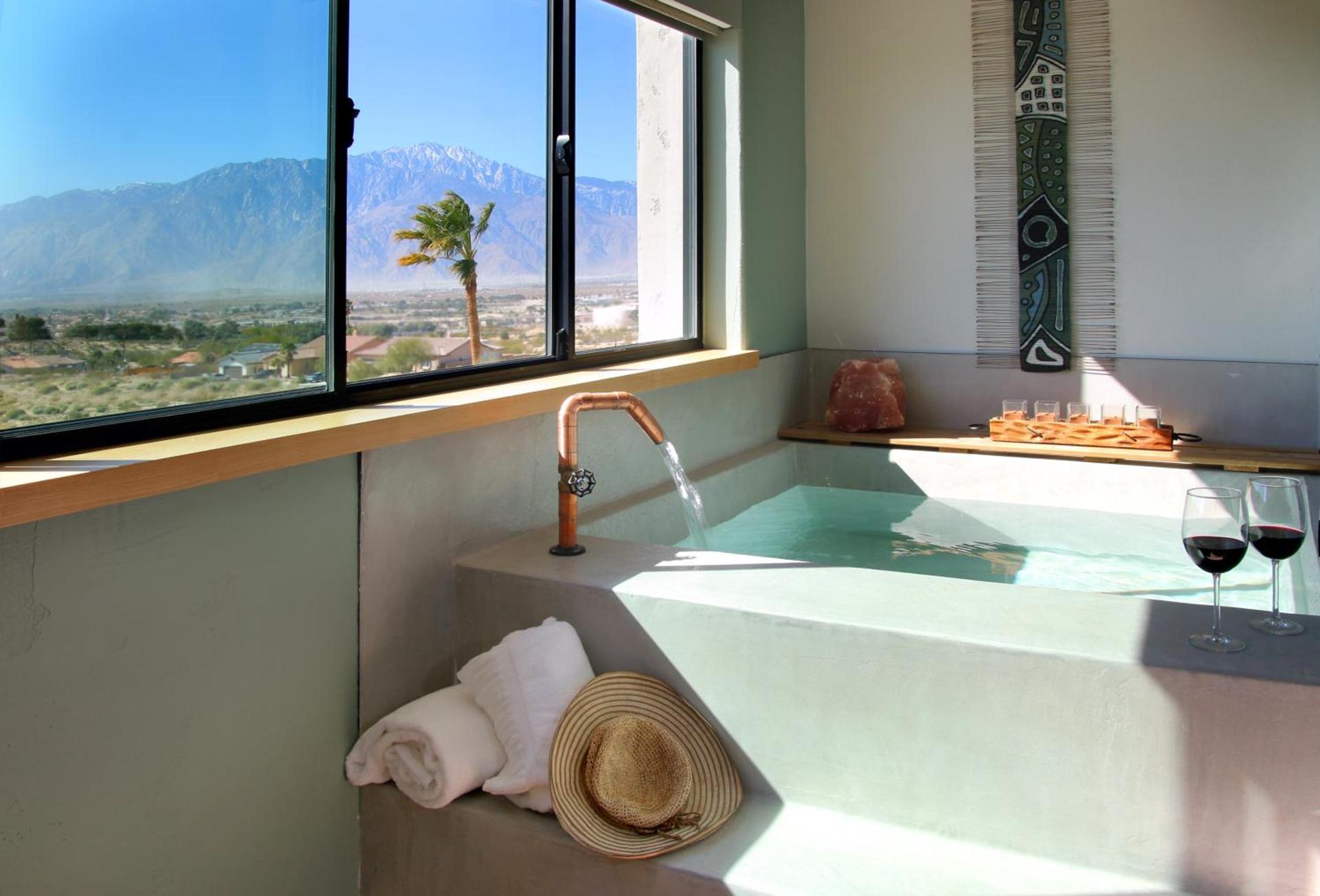 Azure Palm Hot Springs photo 27