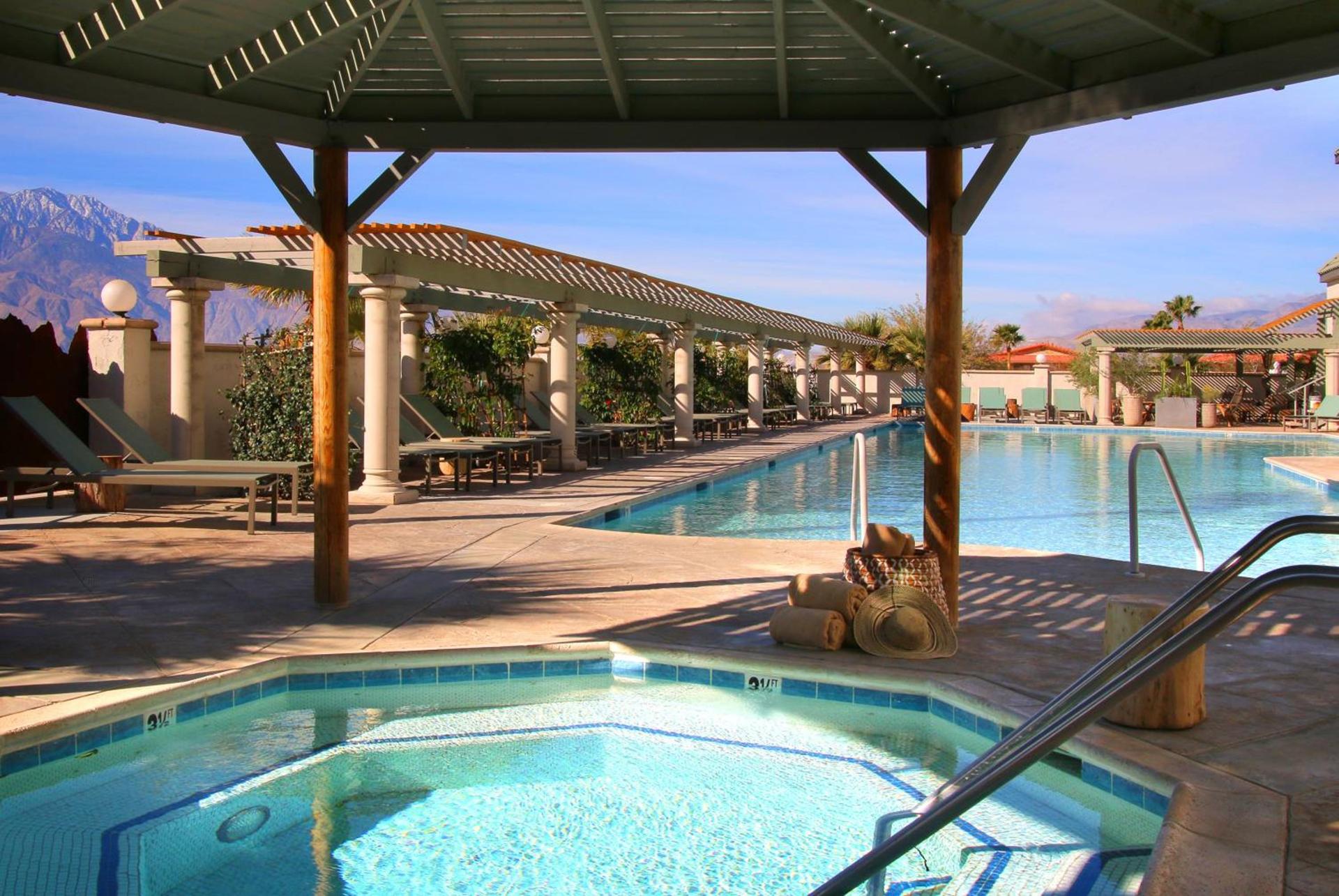 Azure Palm Hot Springs photo 4