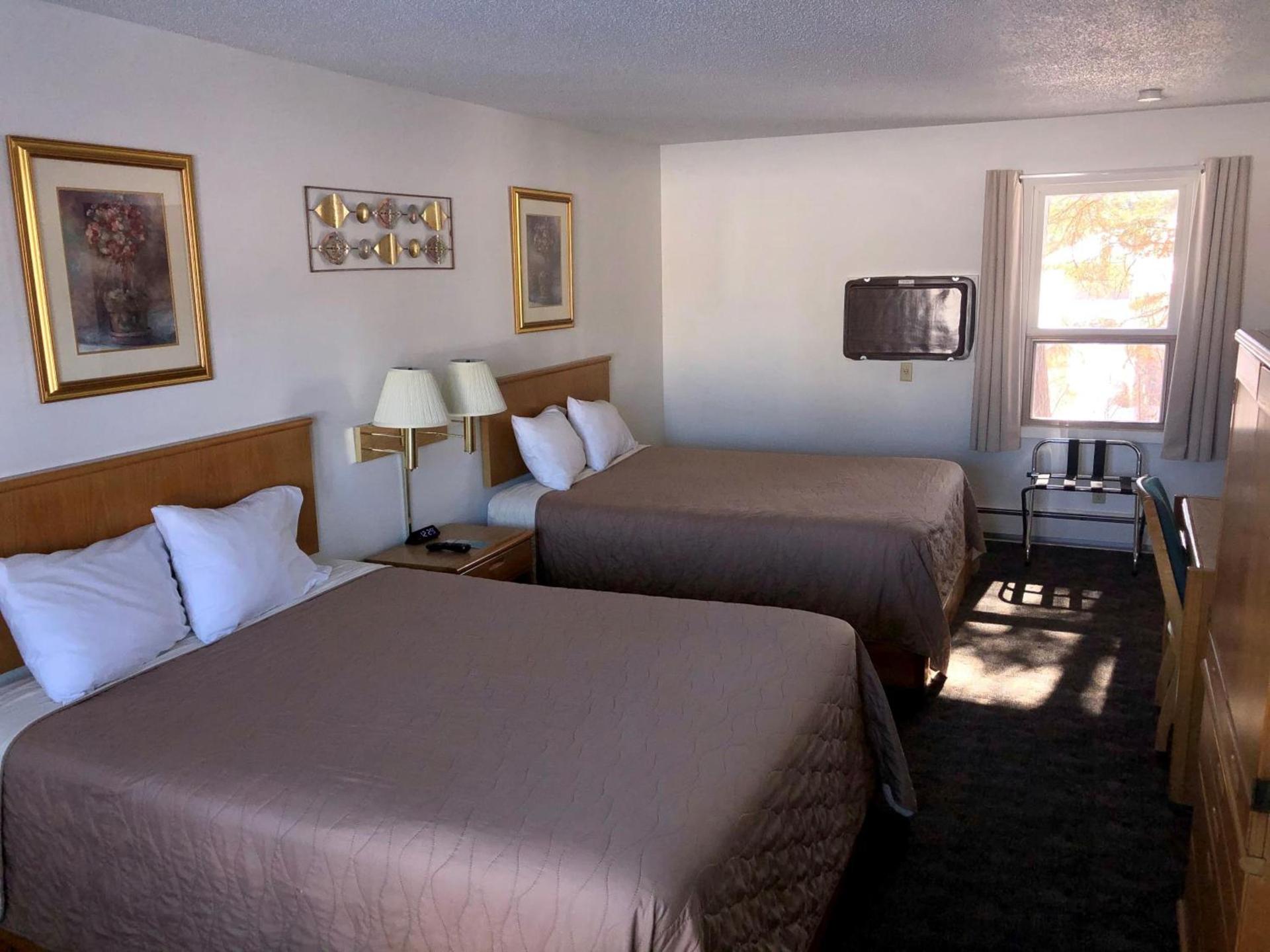 Budget Host Inn photo 5