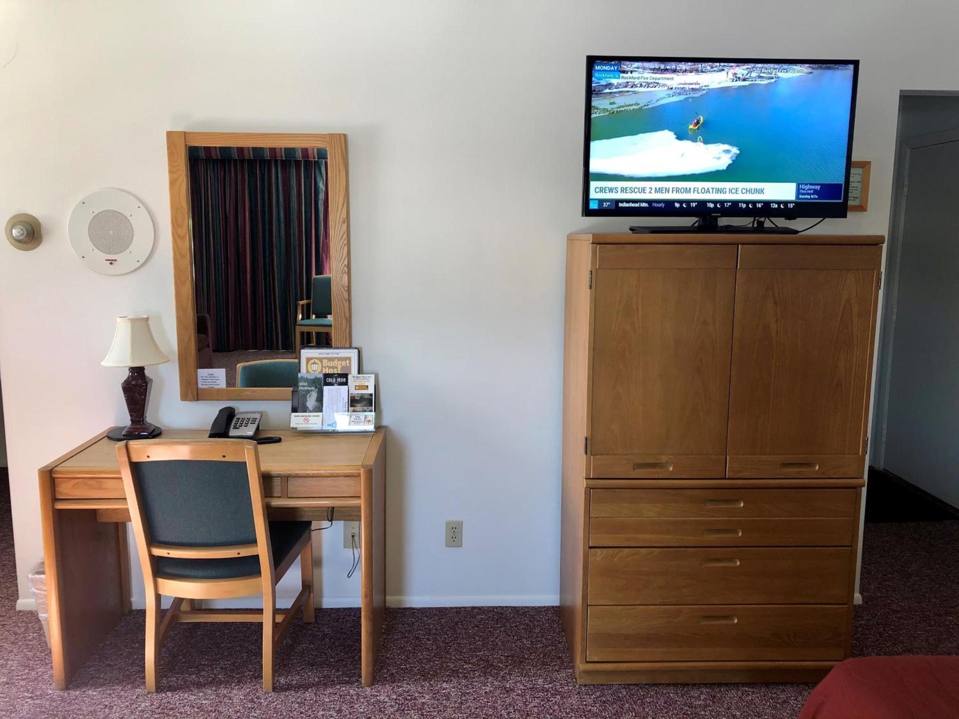Budget Host Inn photo 22