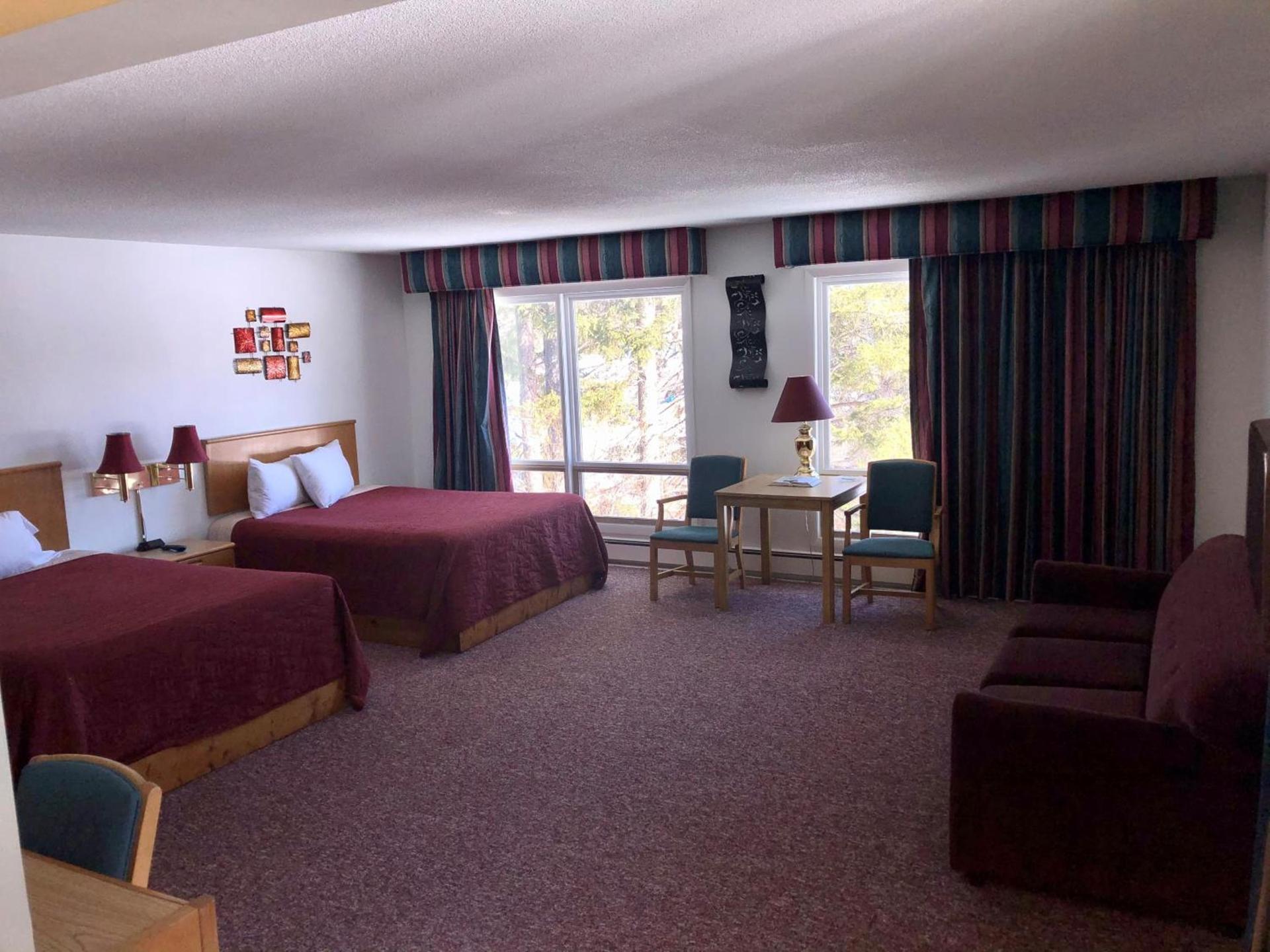 Budget Host Inn photo 37