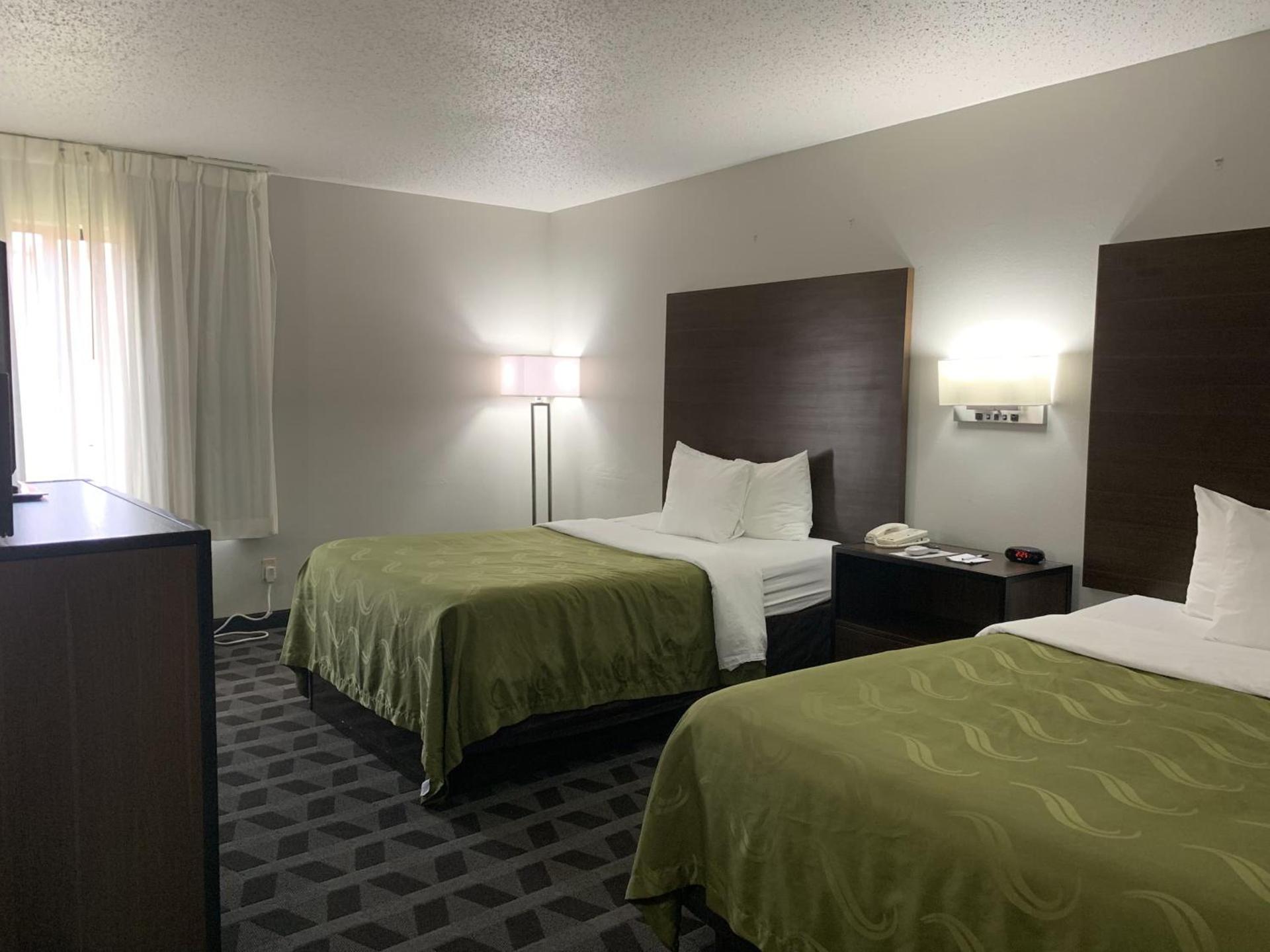 Quality Inn Hillsboro I-35 photo 35