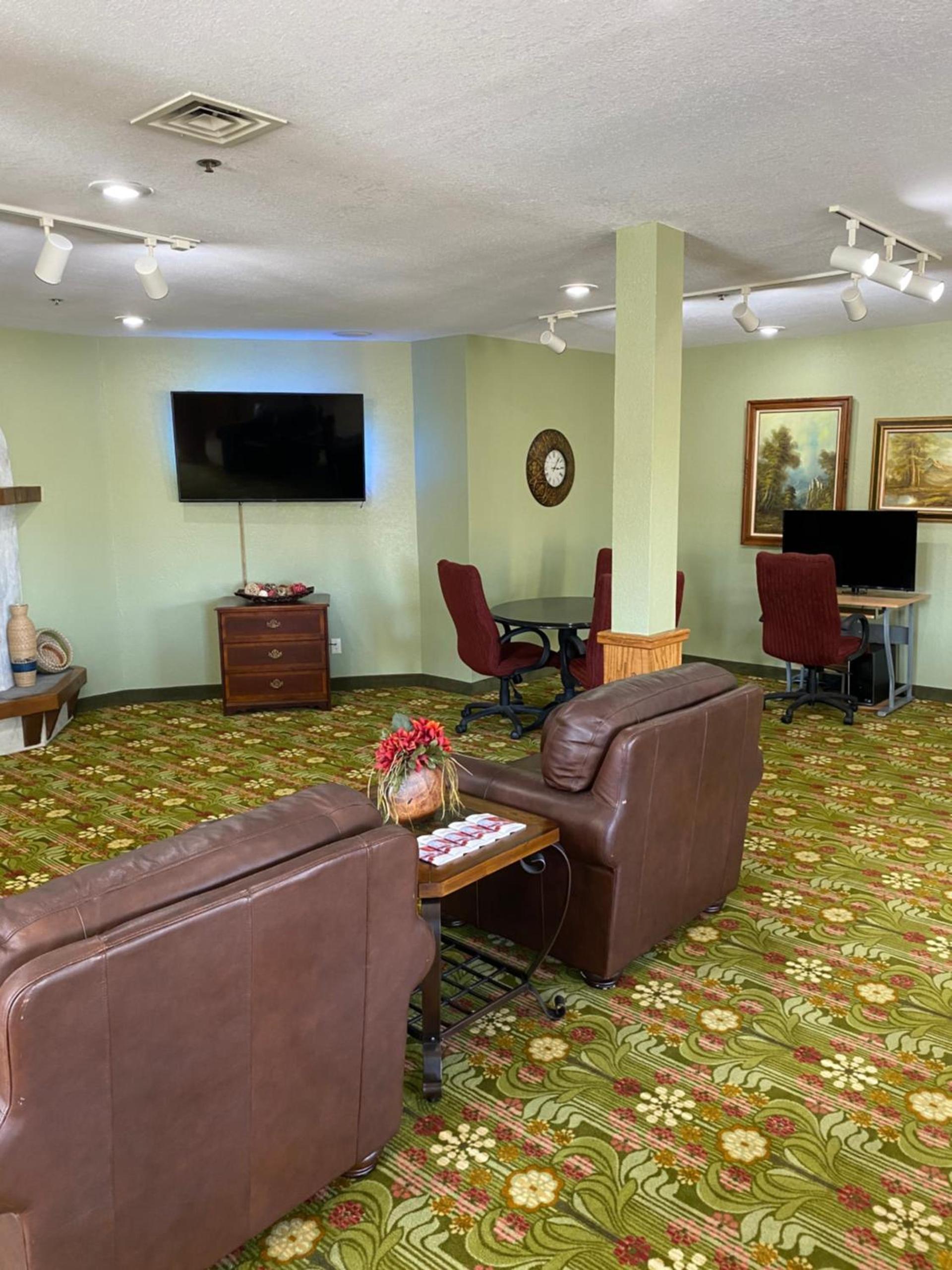 Brookwood Inn Branson photo 6