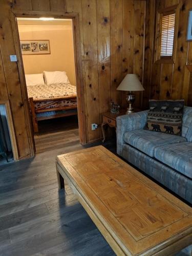 Lone Pine Cabins photo 10