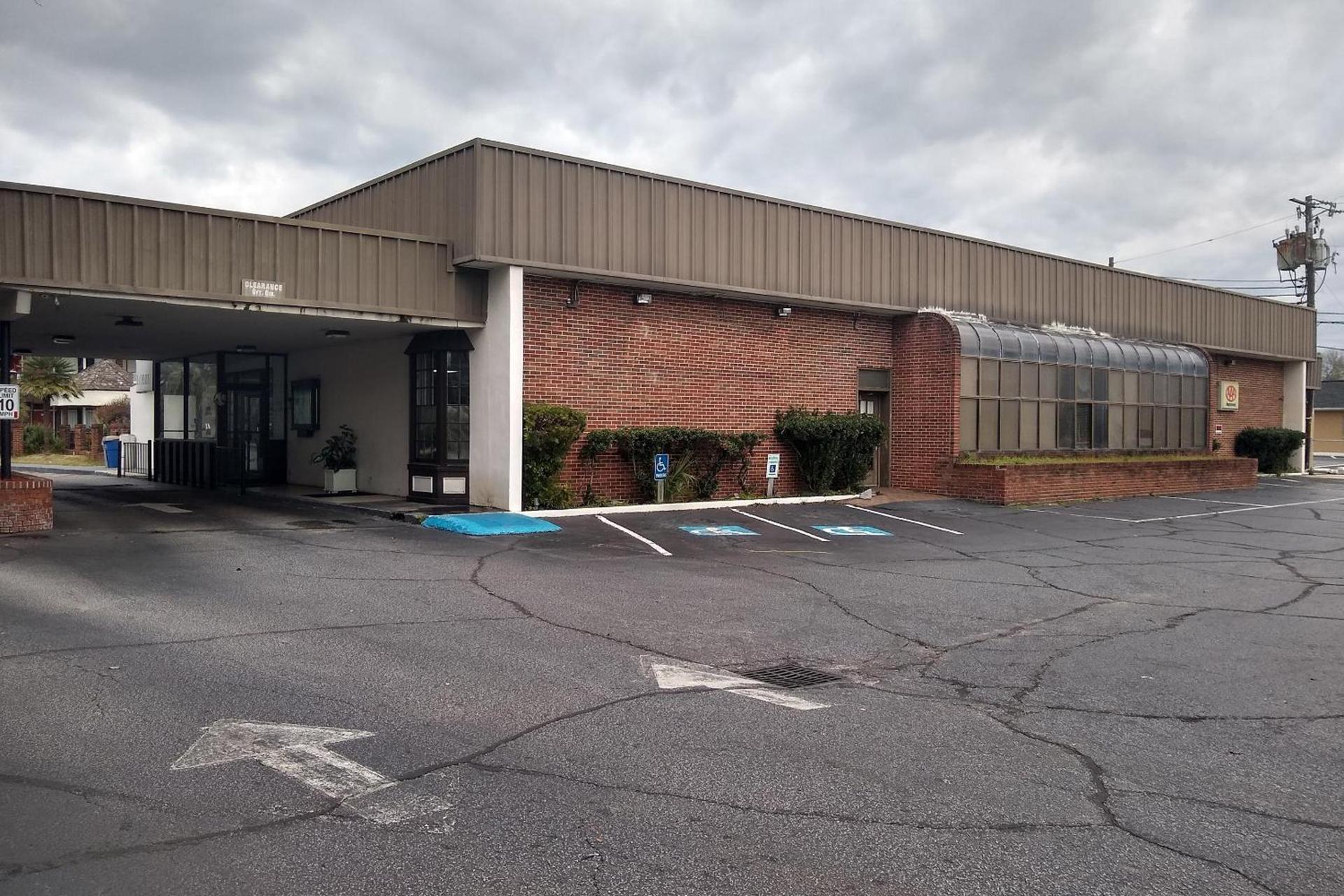 OYO Hotel Sumter SC Downtown photo 26