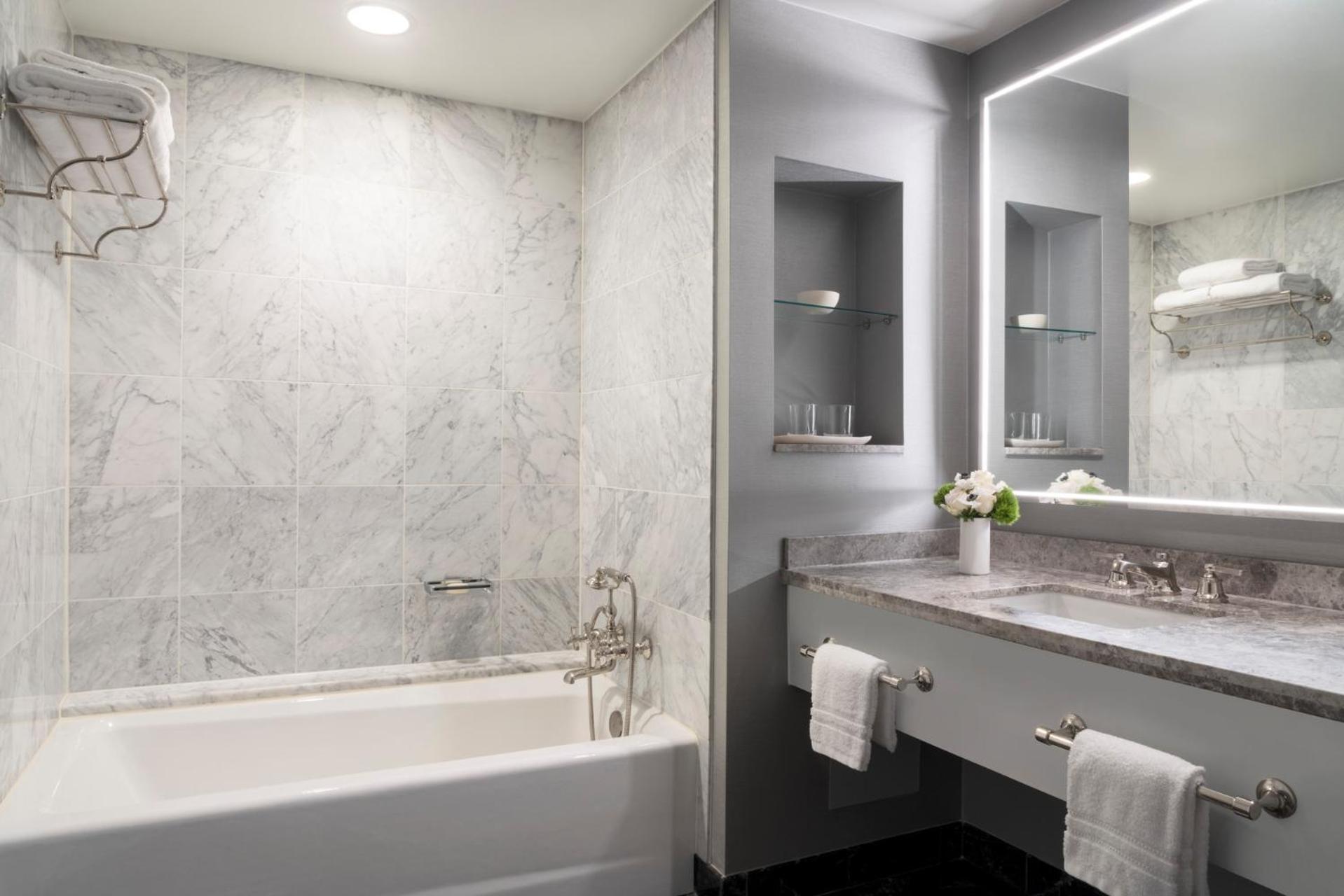 Four Seasons Hotel Atlanta photo 56