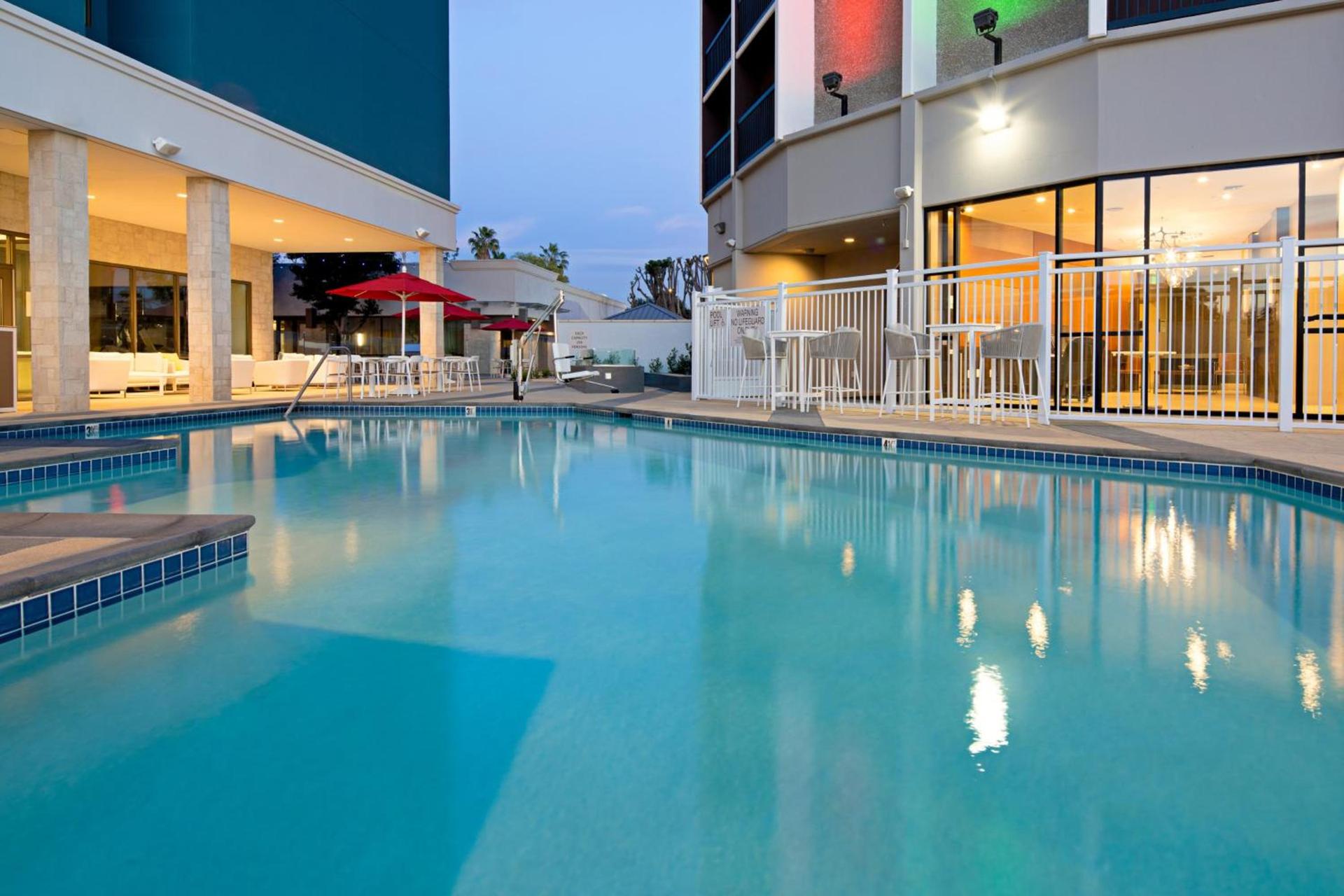 Staybridge Suites - Long Beach Airport by IHG photo 41