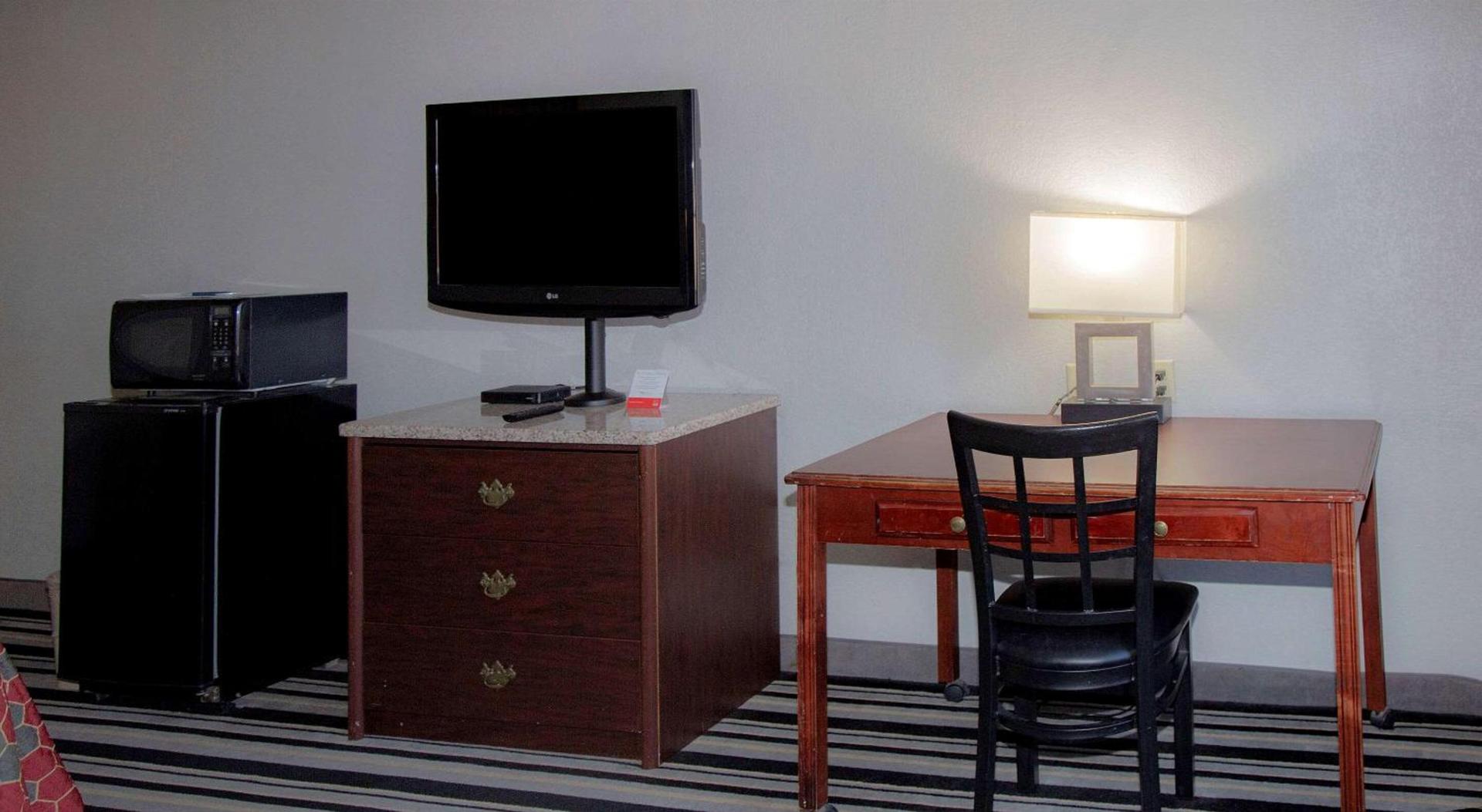 Econo Lodge Ardmore photo 18