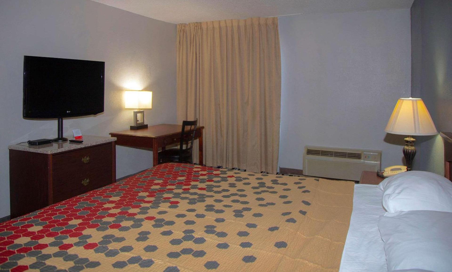 Econo Lodge Ardmore photo 20