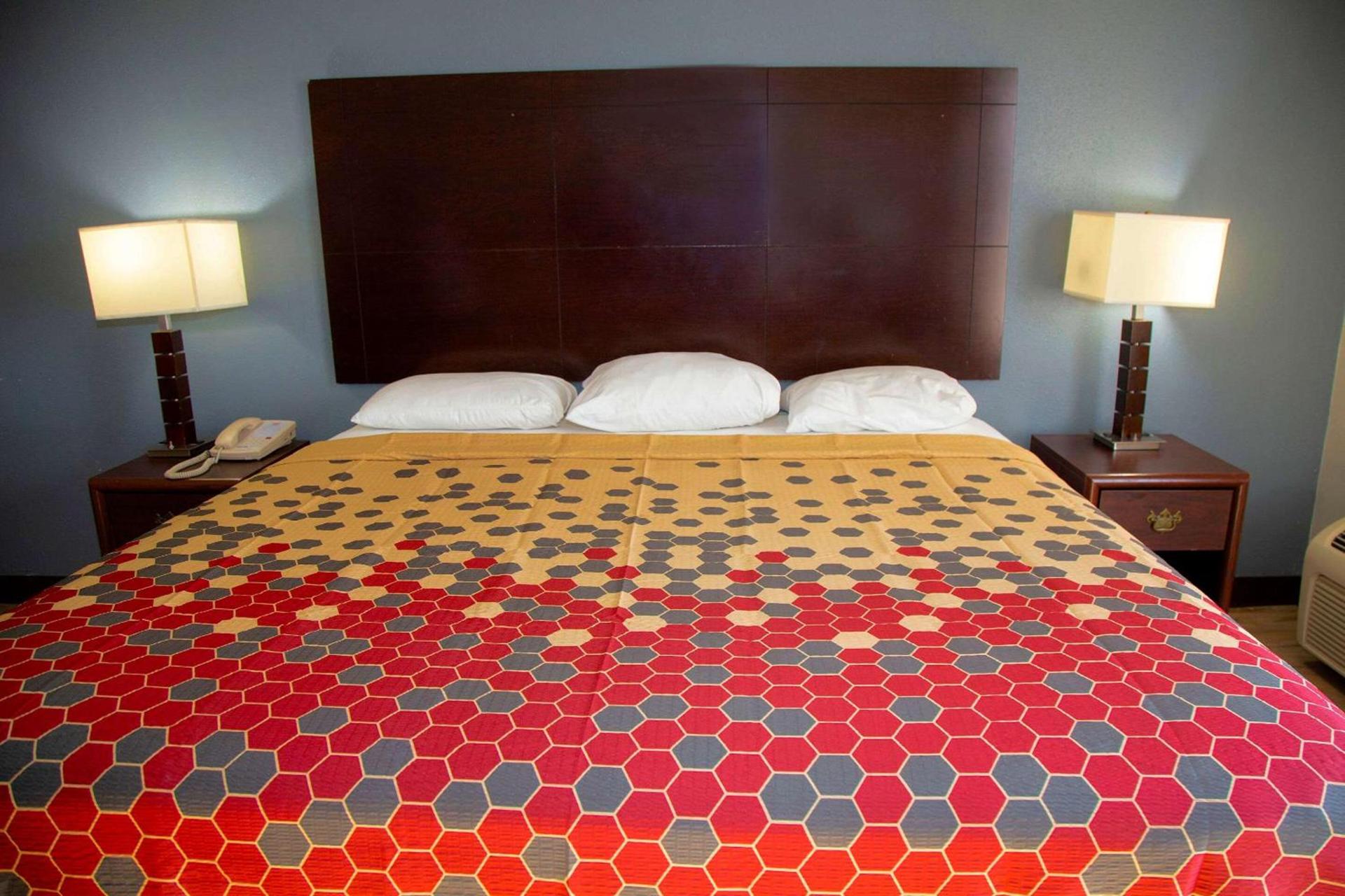 Econo Lodge Ardmore photo 21
