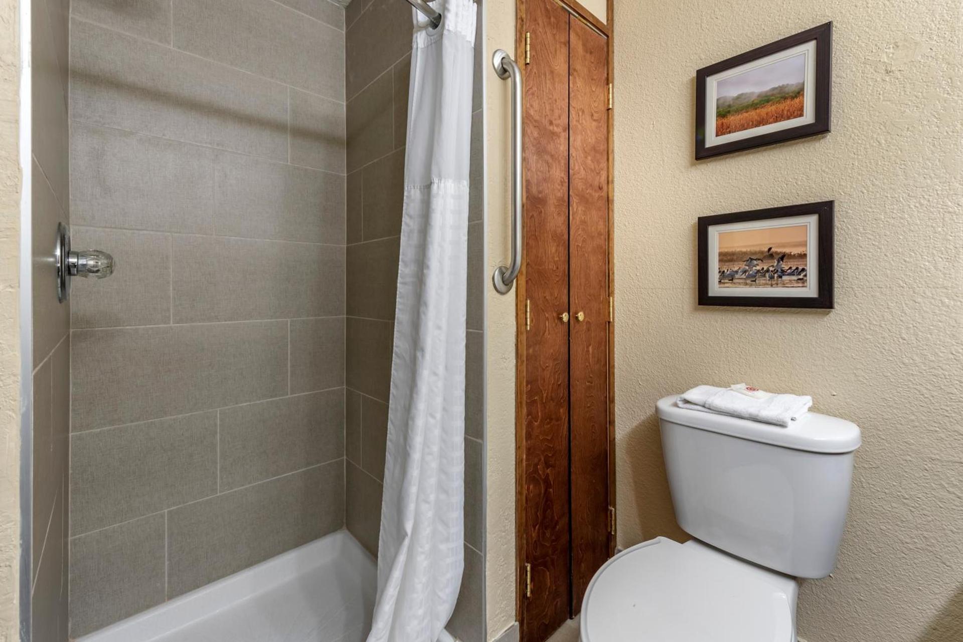 Comfort Inn Madison near Clifty Falls photo 55