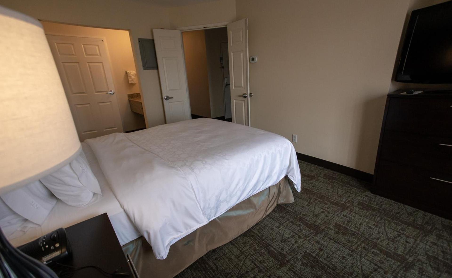 Staybridge Suites Silicon Valley - Milpitas by IHG photo 2