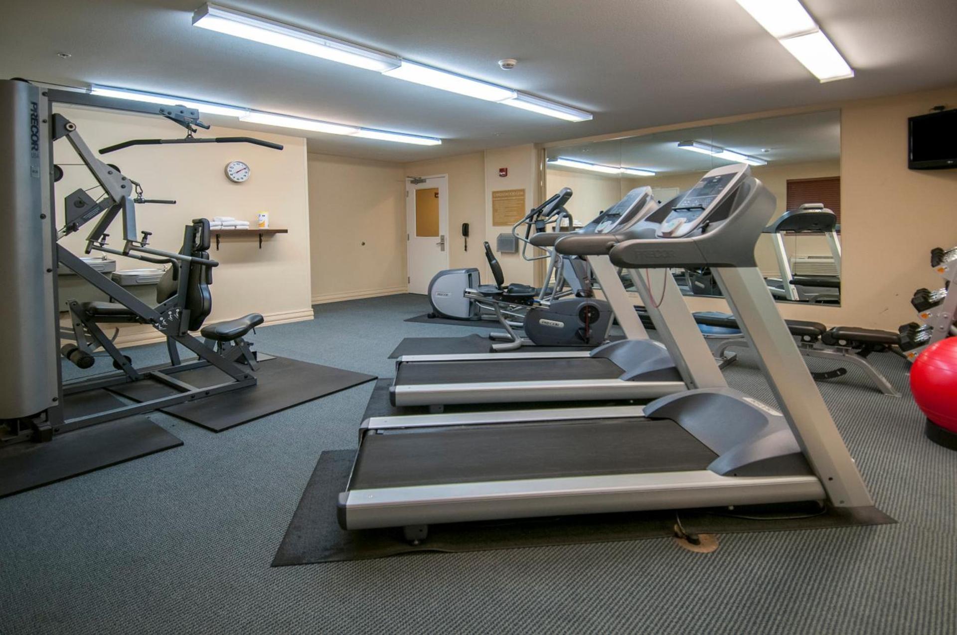 Candlewood Suites Flowood, MS by IHG photo 9