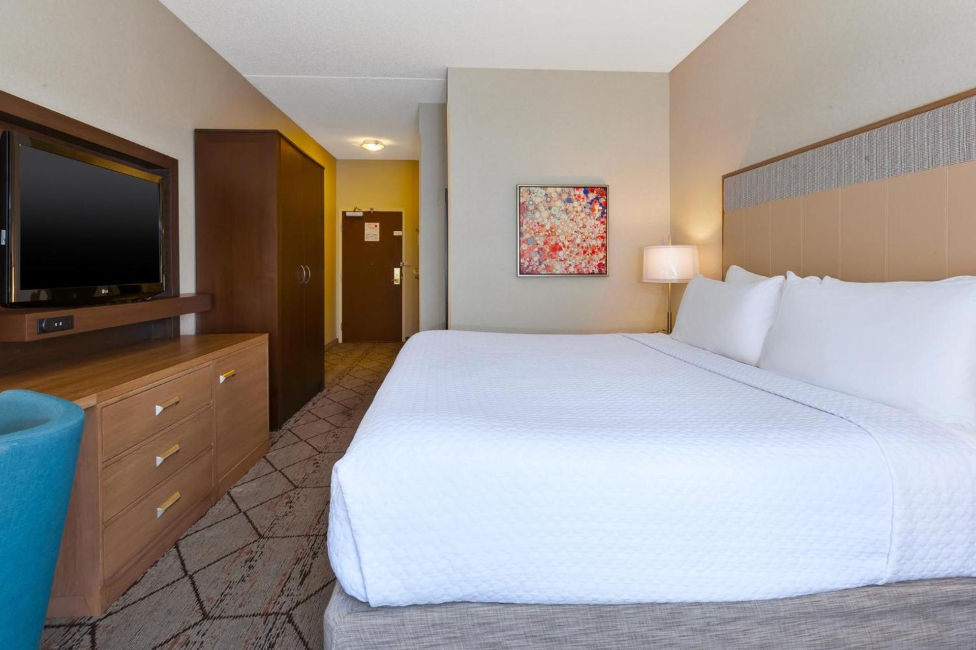 Crowne Plaza Columbus North - Worthington by IHG photo 7