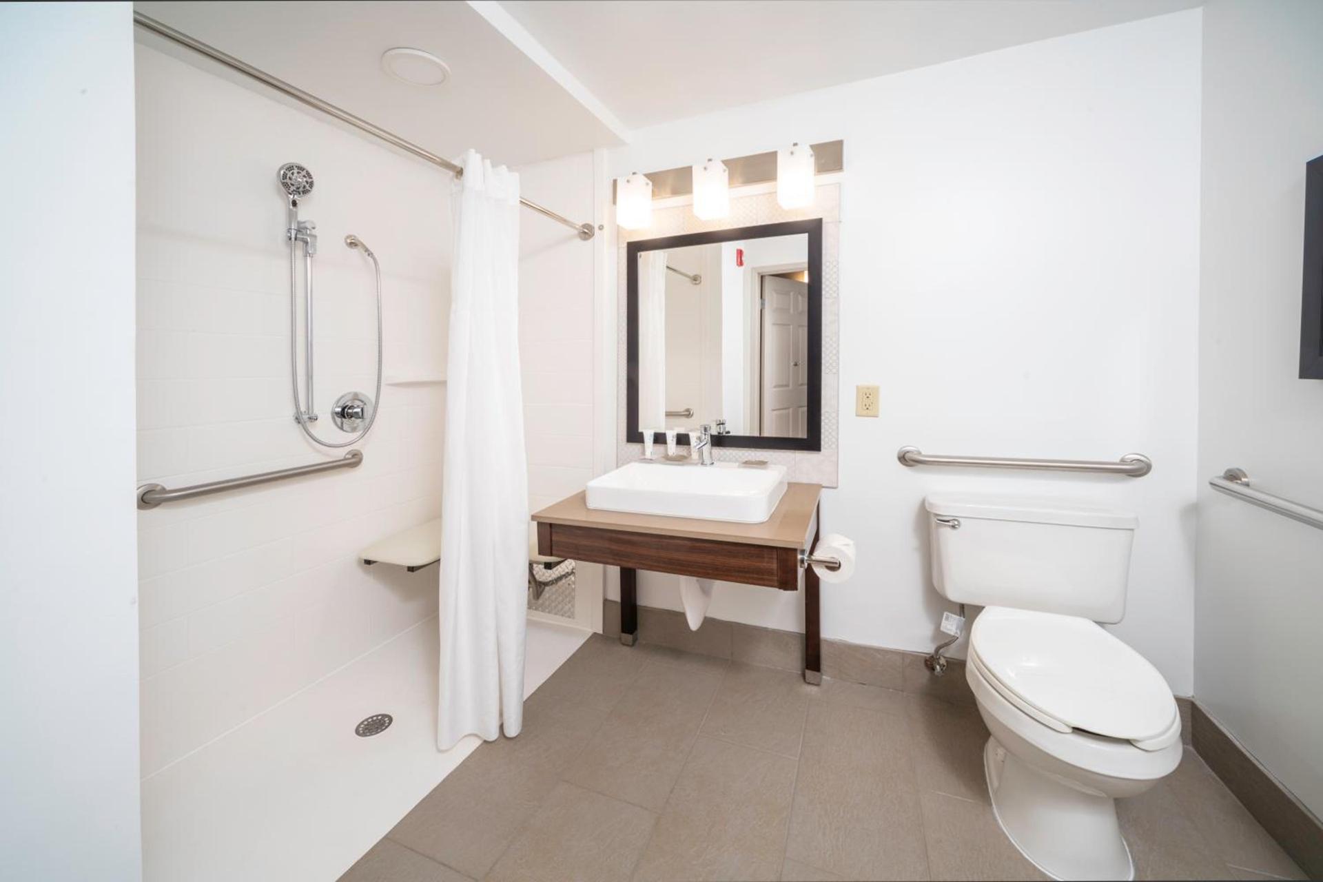Country Inn & Suites by Radisson, Stone Mountain, GA photo 69