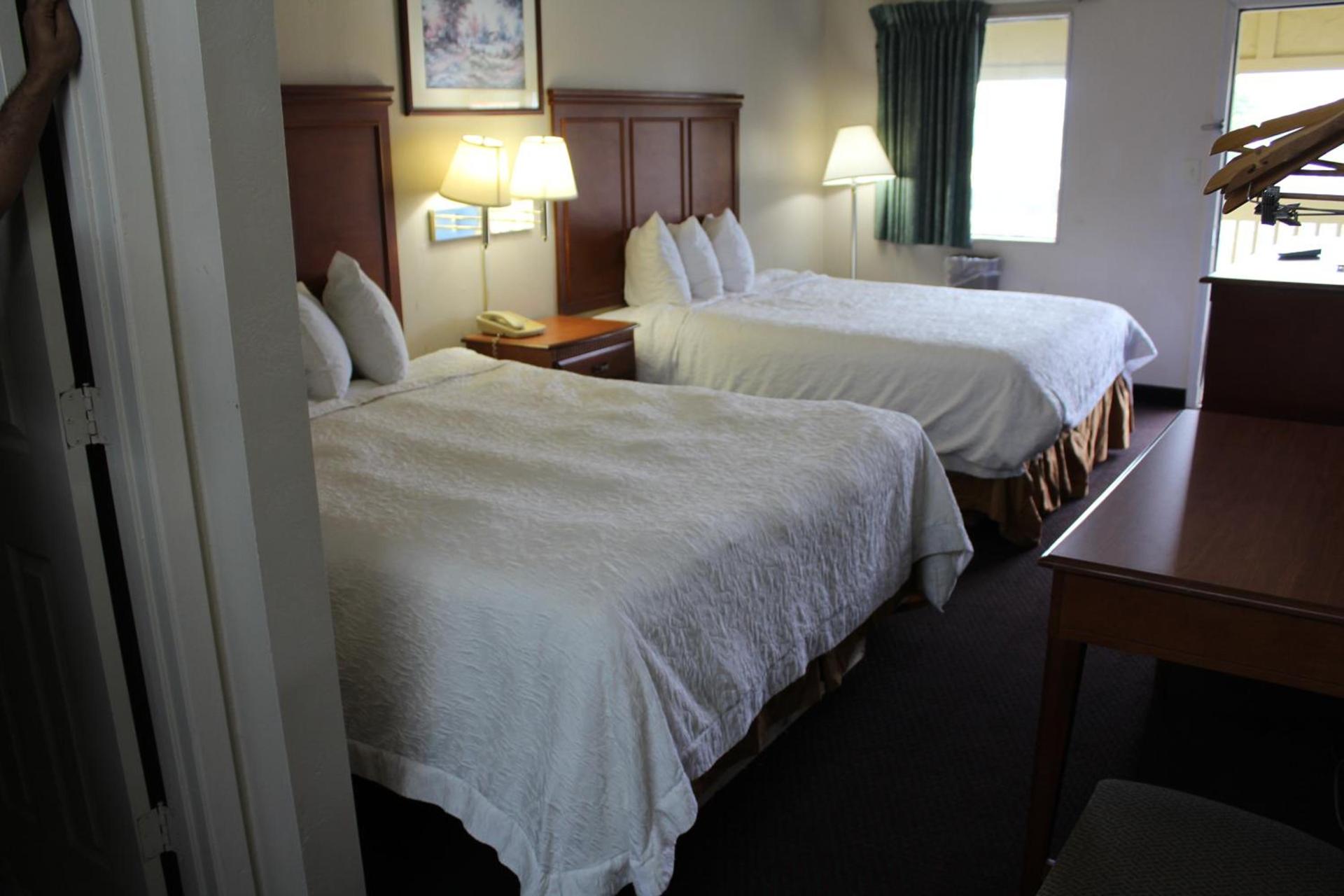 Travelodge by Wyndham Richmond IN photo 28