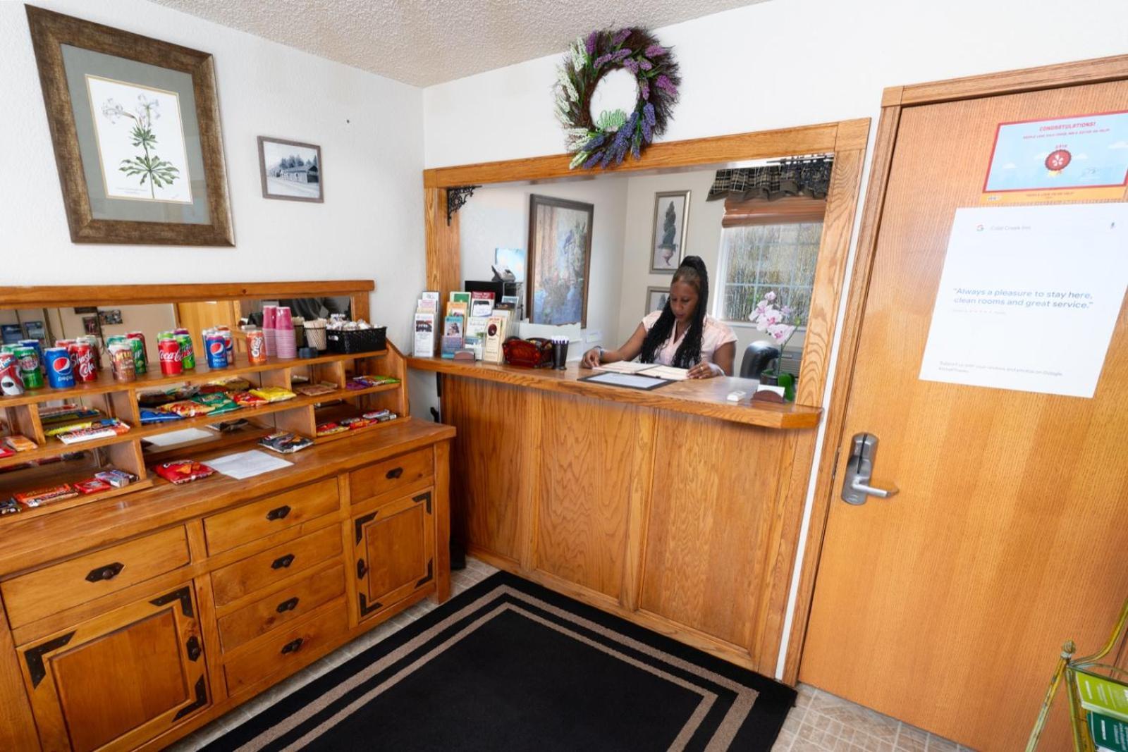 Cold Creek Inn photo 11